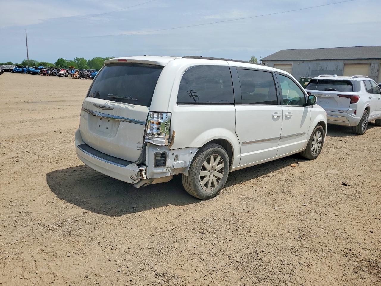 2015 Chrysler Town & Country Touring Silver vin: 2C4RC1BGXFR741530