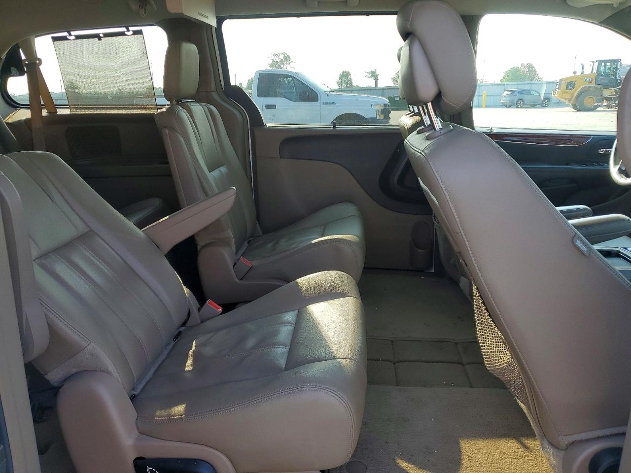 2016 Chrysler Town & Country Touring Белый vin: 2C4RC1BGXGR238680