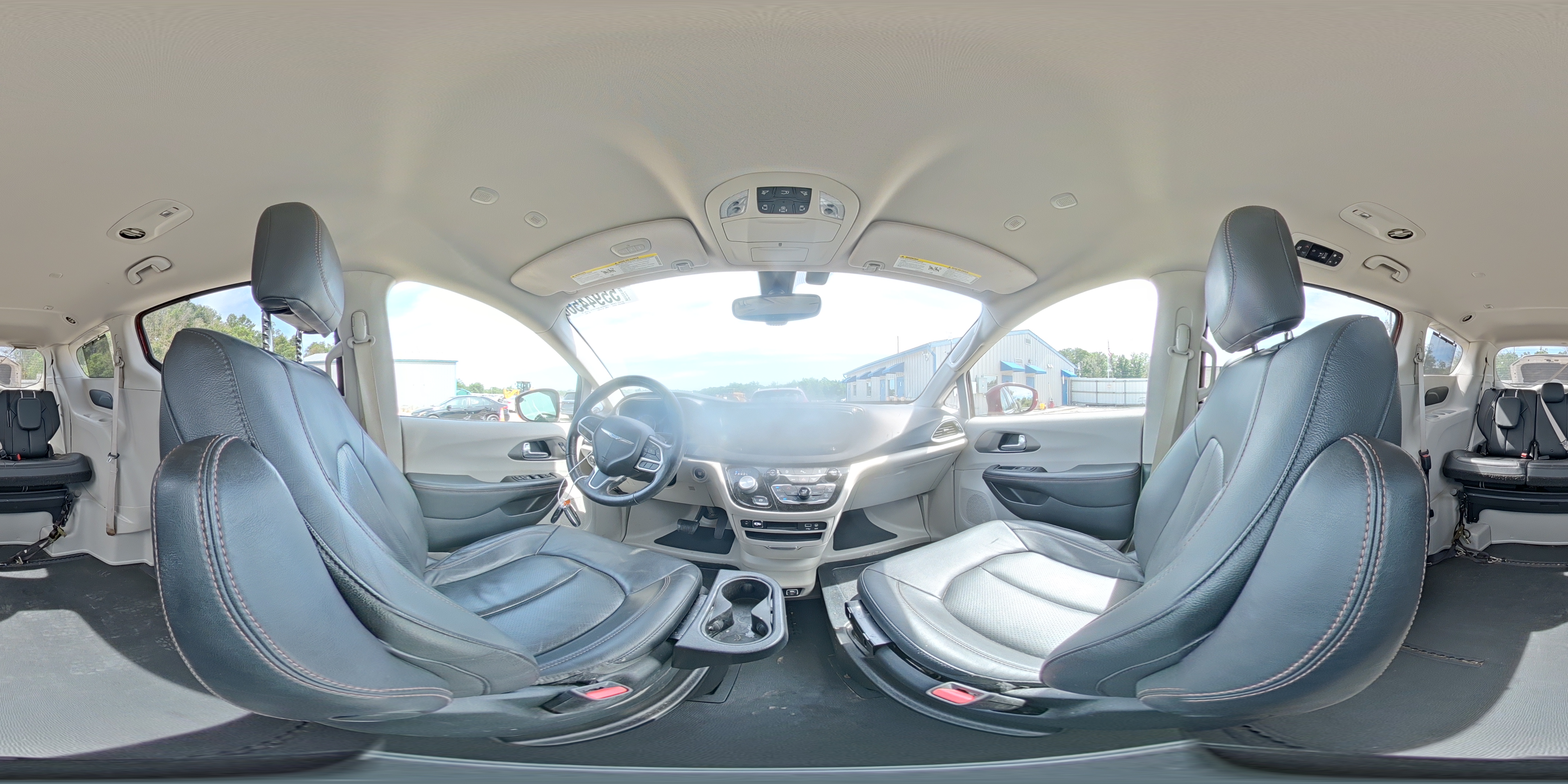 2020 Chrysler Pacifica Touring L Burgundy vin: 2C4RC1BGXLR182881