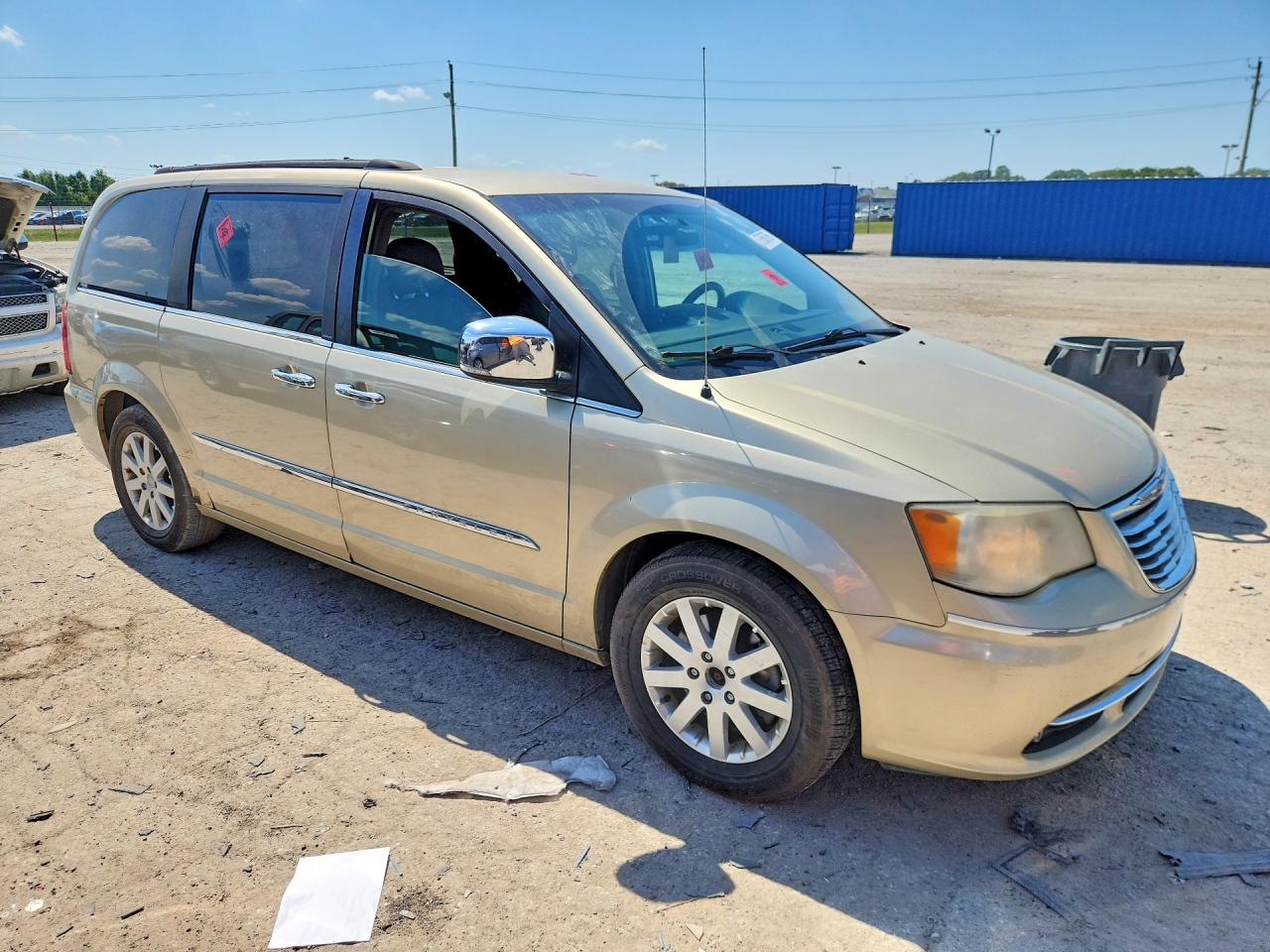 2012 Chrysler Town & Country Touring L Золотой vin: 2C4RC1CG0CR137687