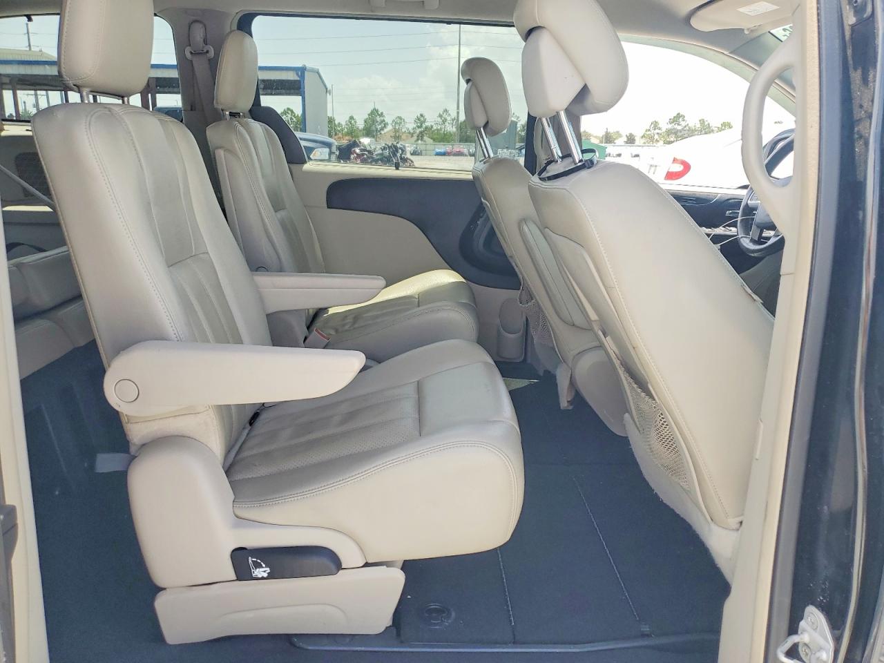 2012 Chrysler Town & Country Touring L Black vin: 2C4RC1CG0CR384000
