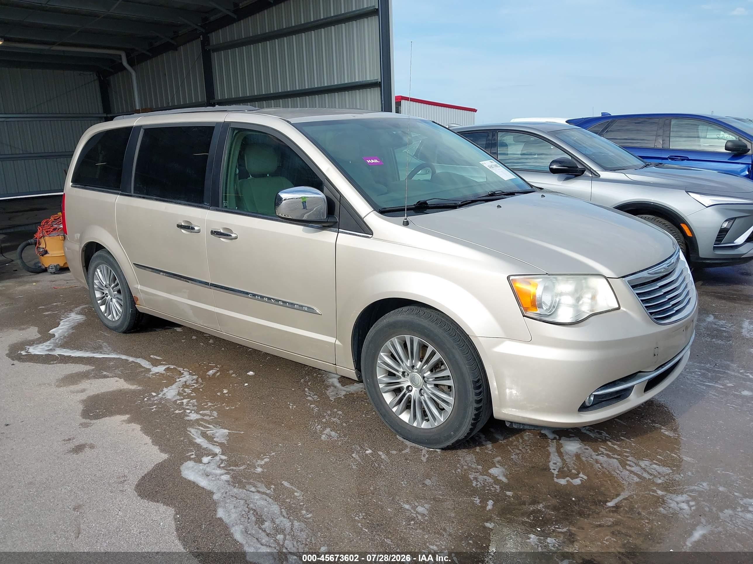 2013 Chrysler Town & Country Touring-l Gold vin: 2C4RC1CG0DR535399