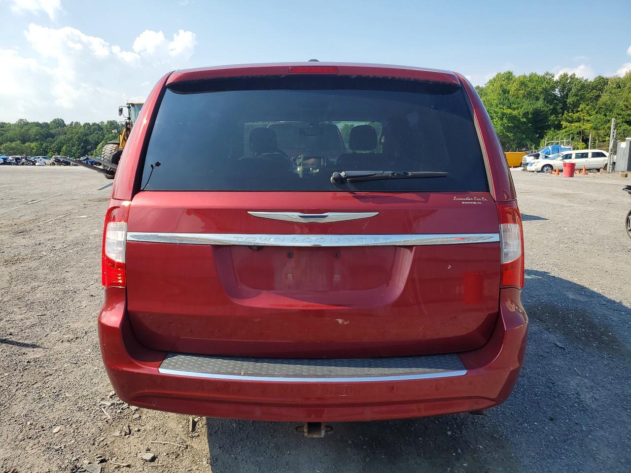 2013 Chrysler Town & Country Touring L Red vin: 2C4RC1CG0DR565955
