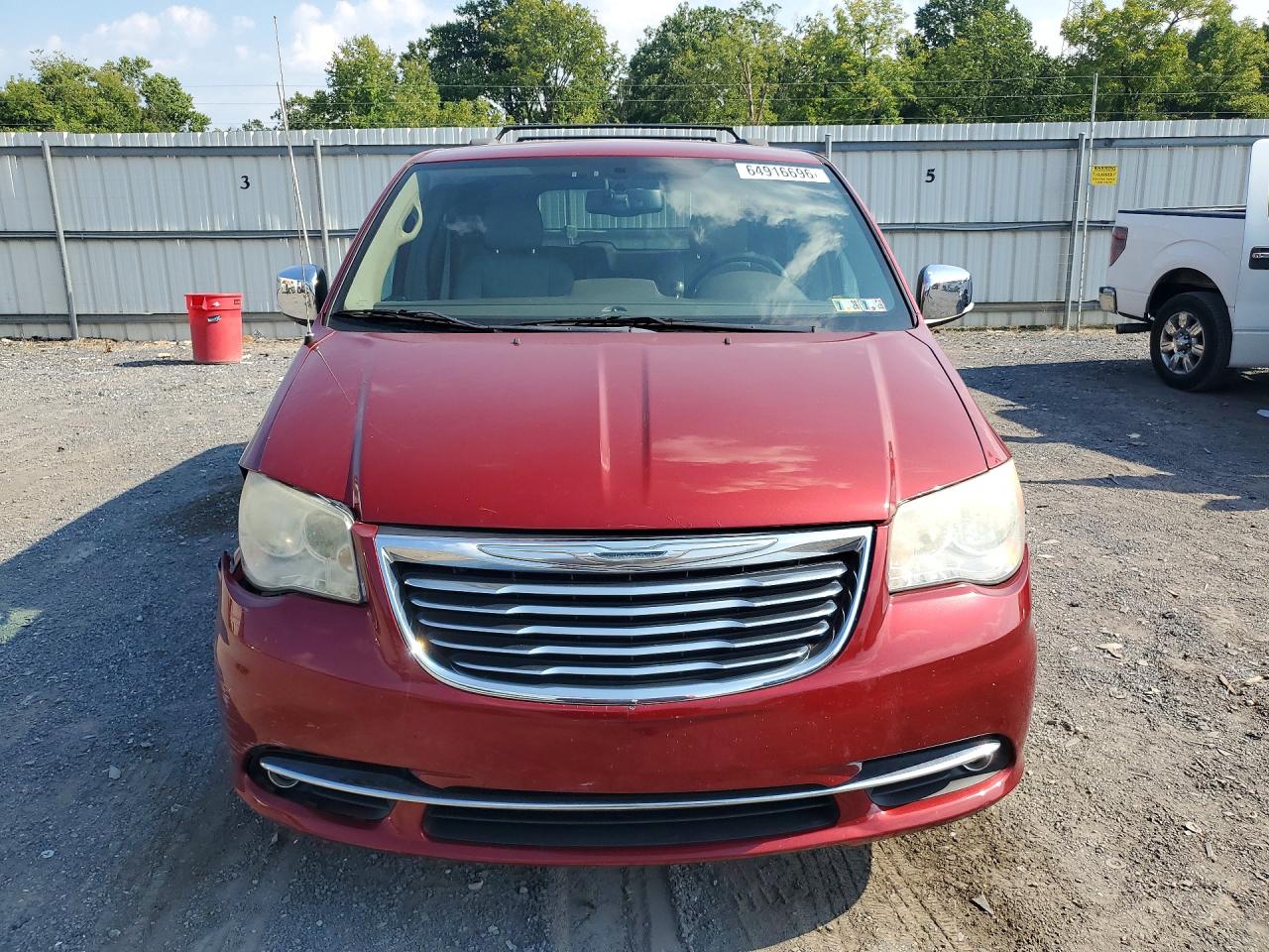 2013 Chrysler Town & Country Touring L Red vin: 2C4RC1CG0DR565955