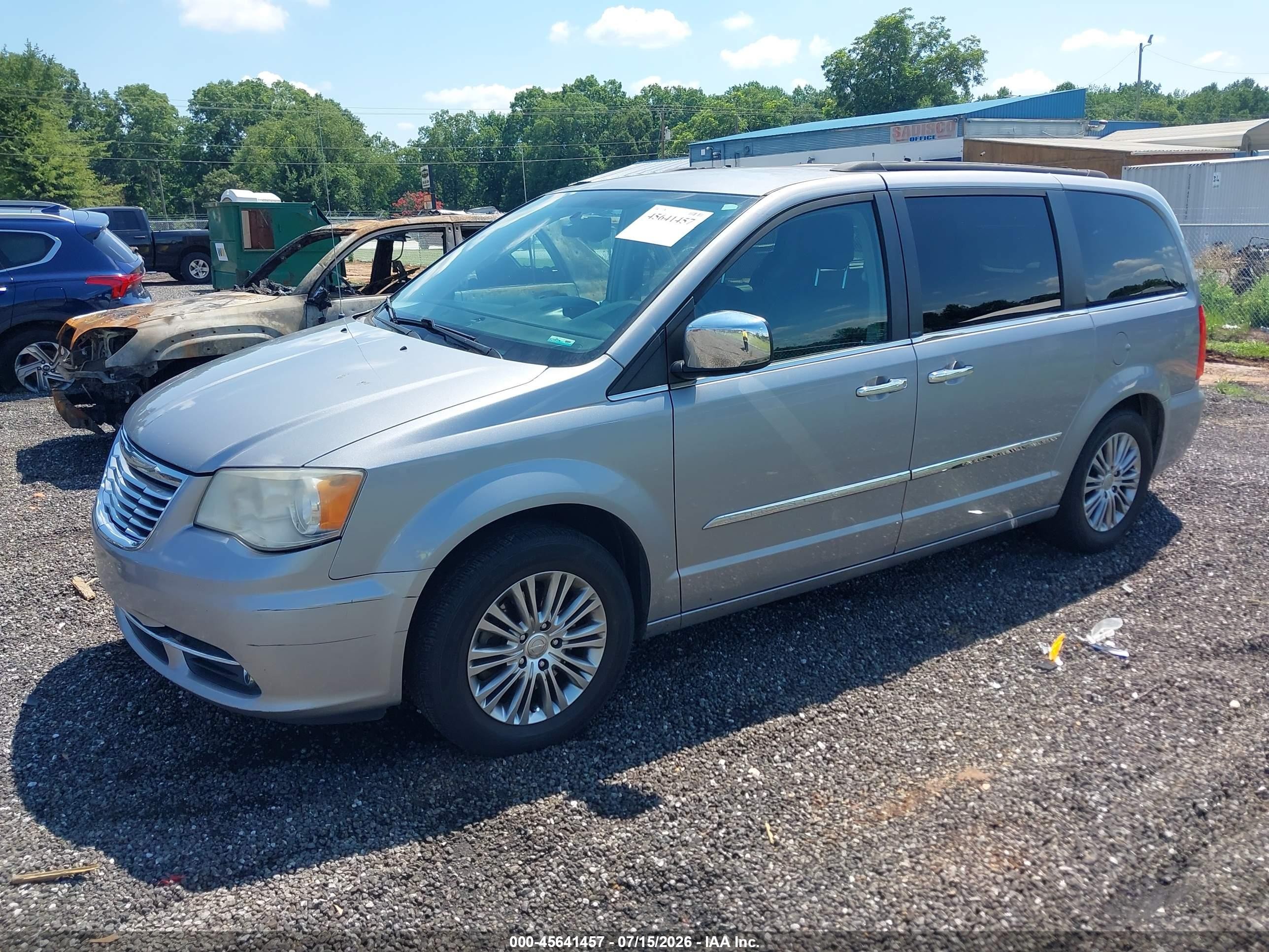 2013 Chrysler Town & Country Touring-l Silver vin: 2C4RC1CG0DR590130