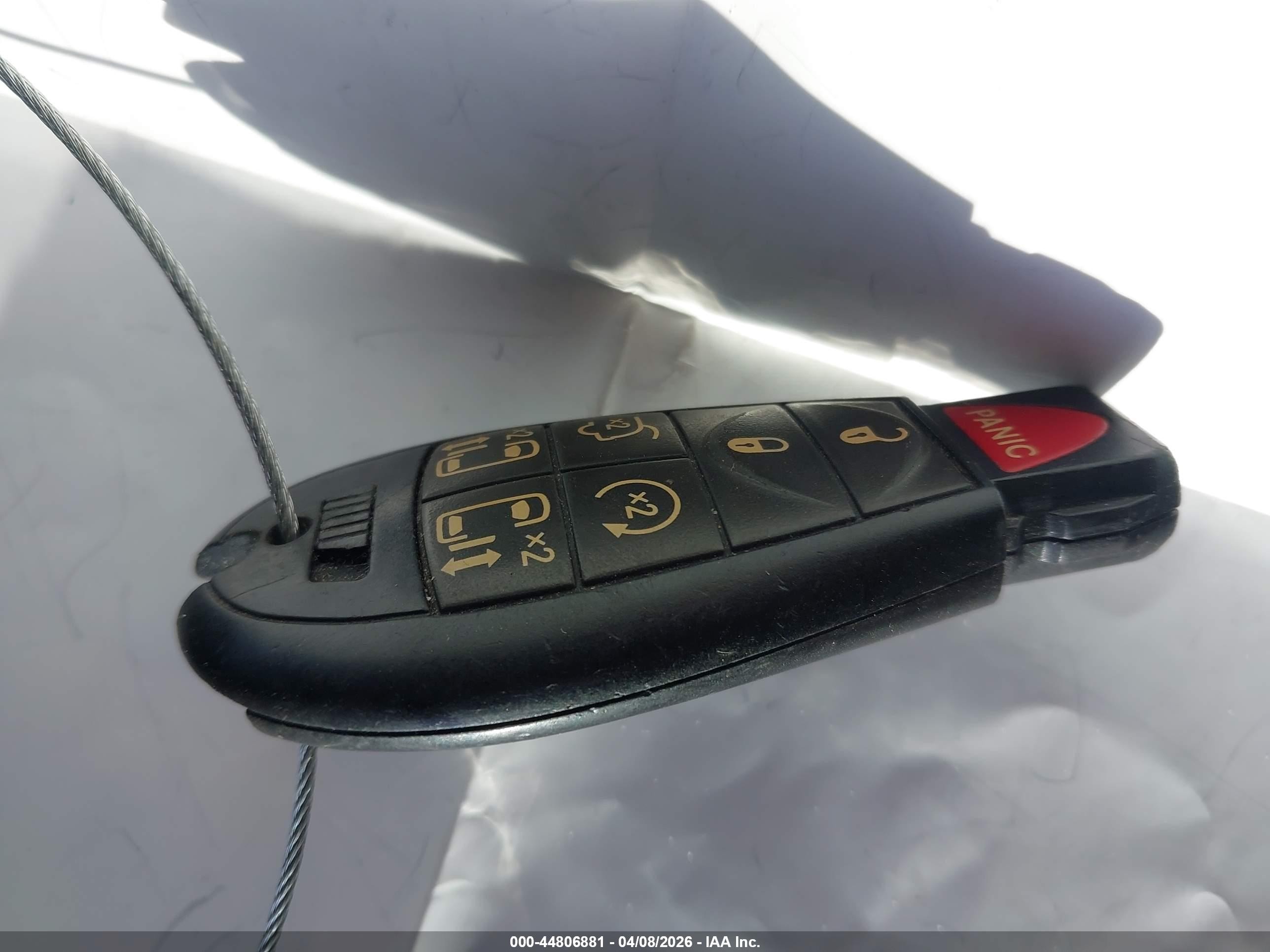 2013 Chrysler Town & Country Touring-l Серый vin: 2C4RC1CG0DR607234
