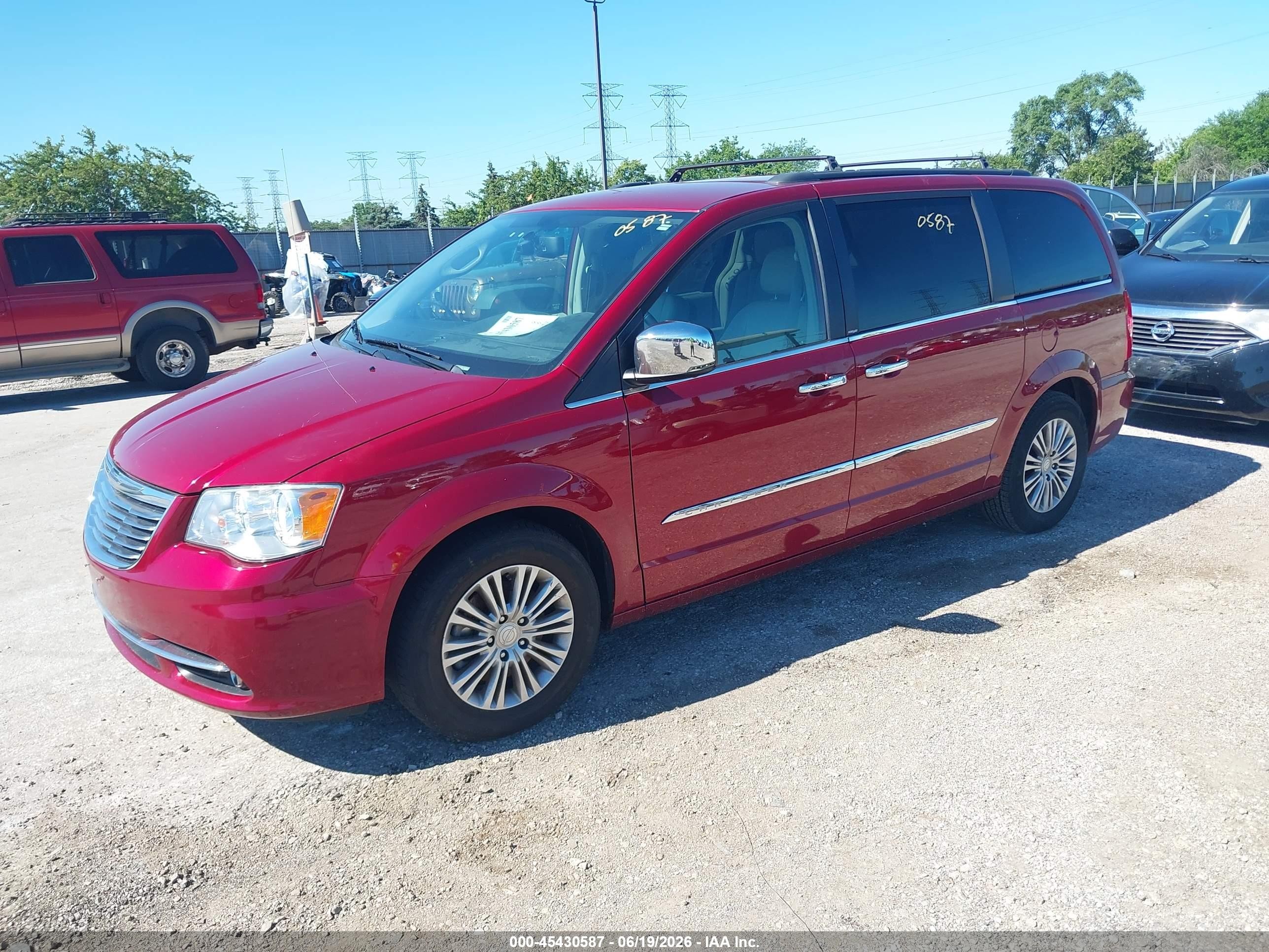 2013 Chrysler Town & Country Touring-l Бордовый vin: 2C4RC1CG0DR614717