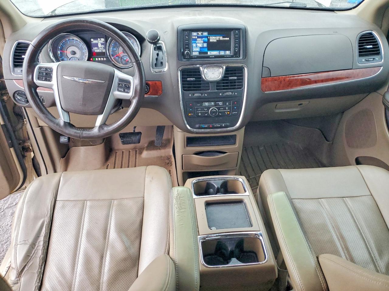 2013 Chrysler Town & Country Touring L Желто-коричневый vin: 2C4RC1CG0DR645921