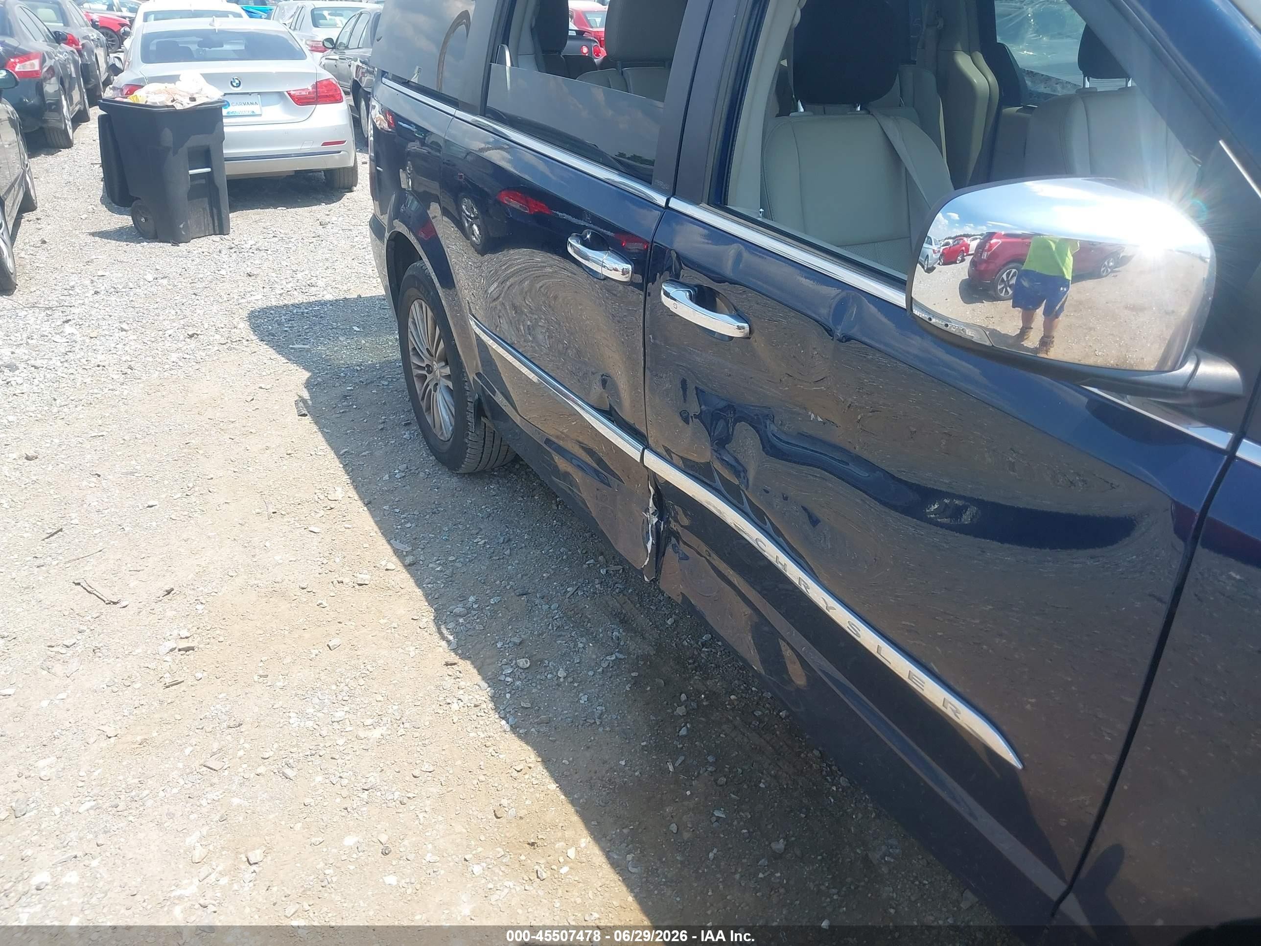 2013 Chrysler Town & Country Touring-l Blue vin: 2C4RC1CG0DR646373