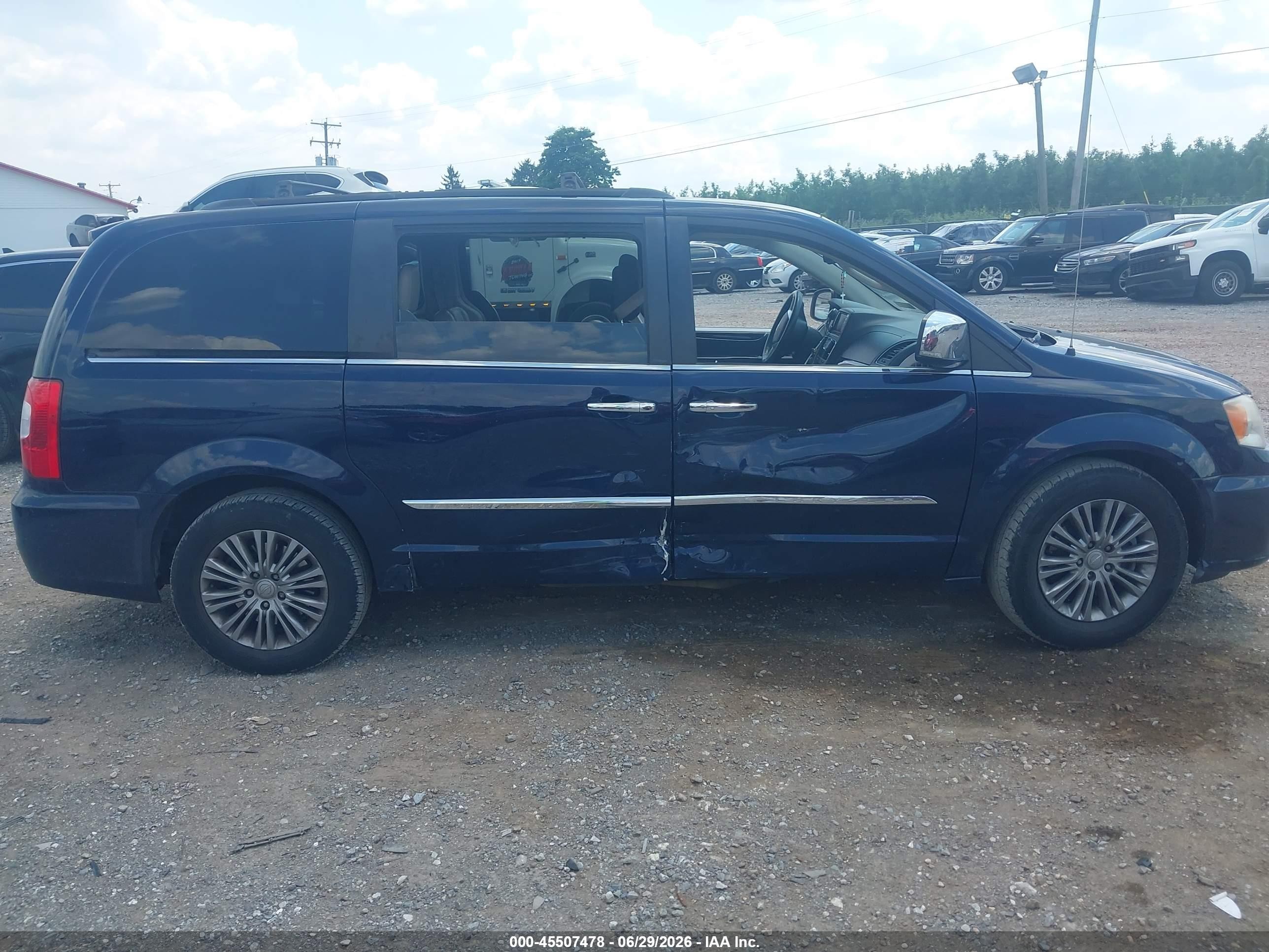 2013 Chrysler Town & Country Touring-l Blue vin: 2C4RC1CG0DR646373