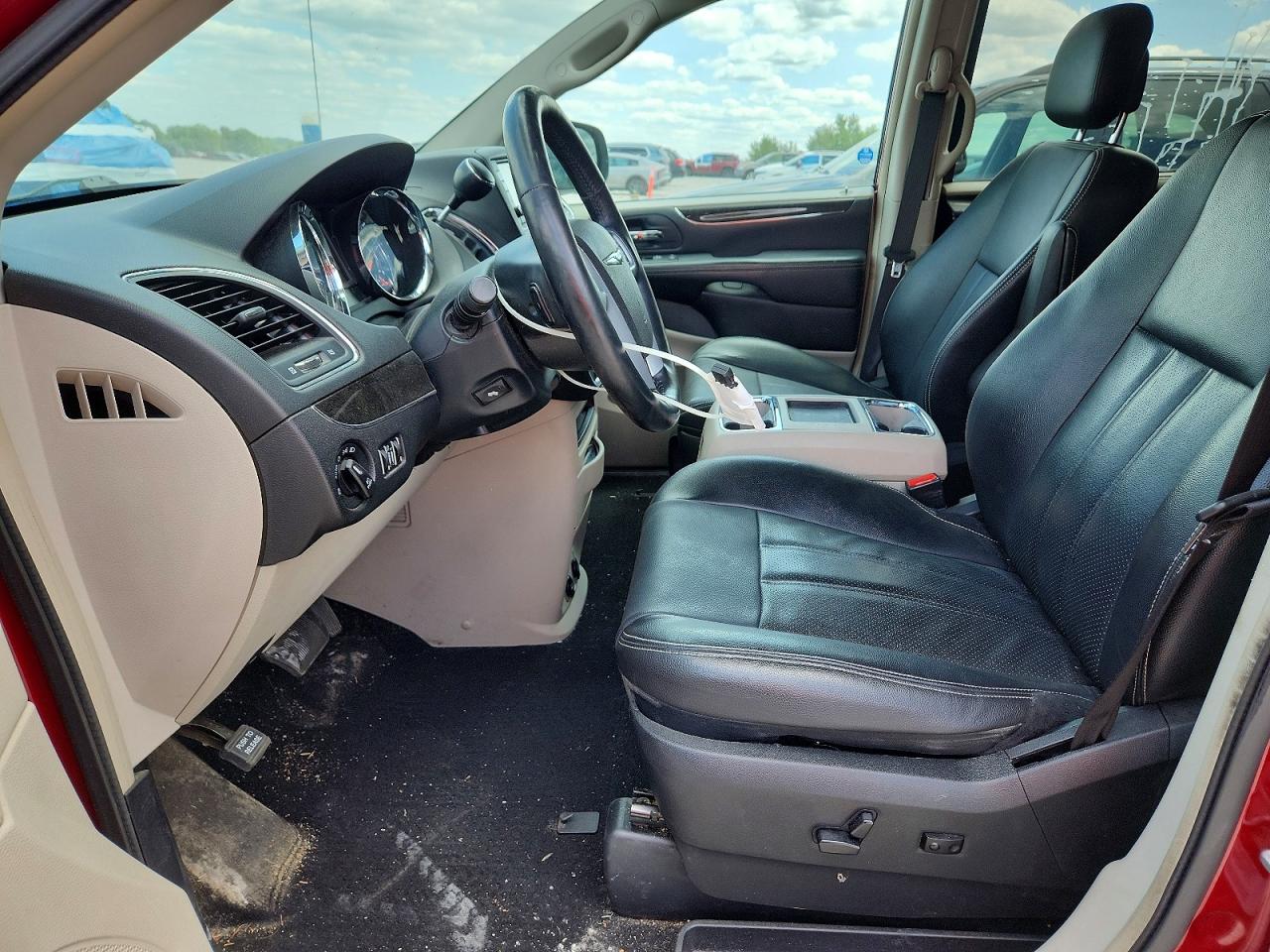 2013 Chrysler Town & Country Touring L Burgundy vin: 2C4RC1CG0DR808115