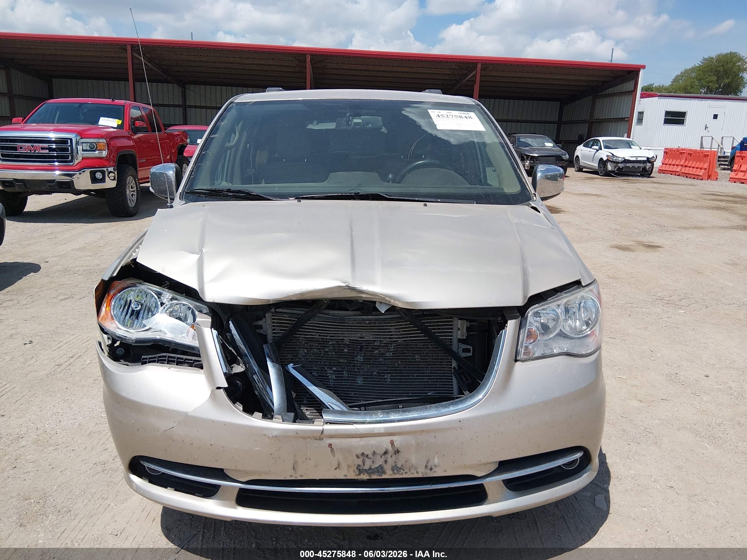2014 Chrysler Town & Country Touring-l Tan vin: 2C4RC1CG0ER231524