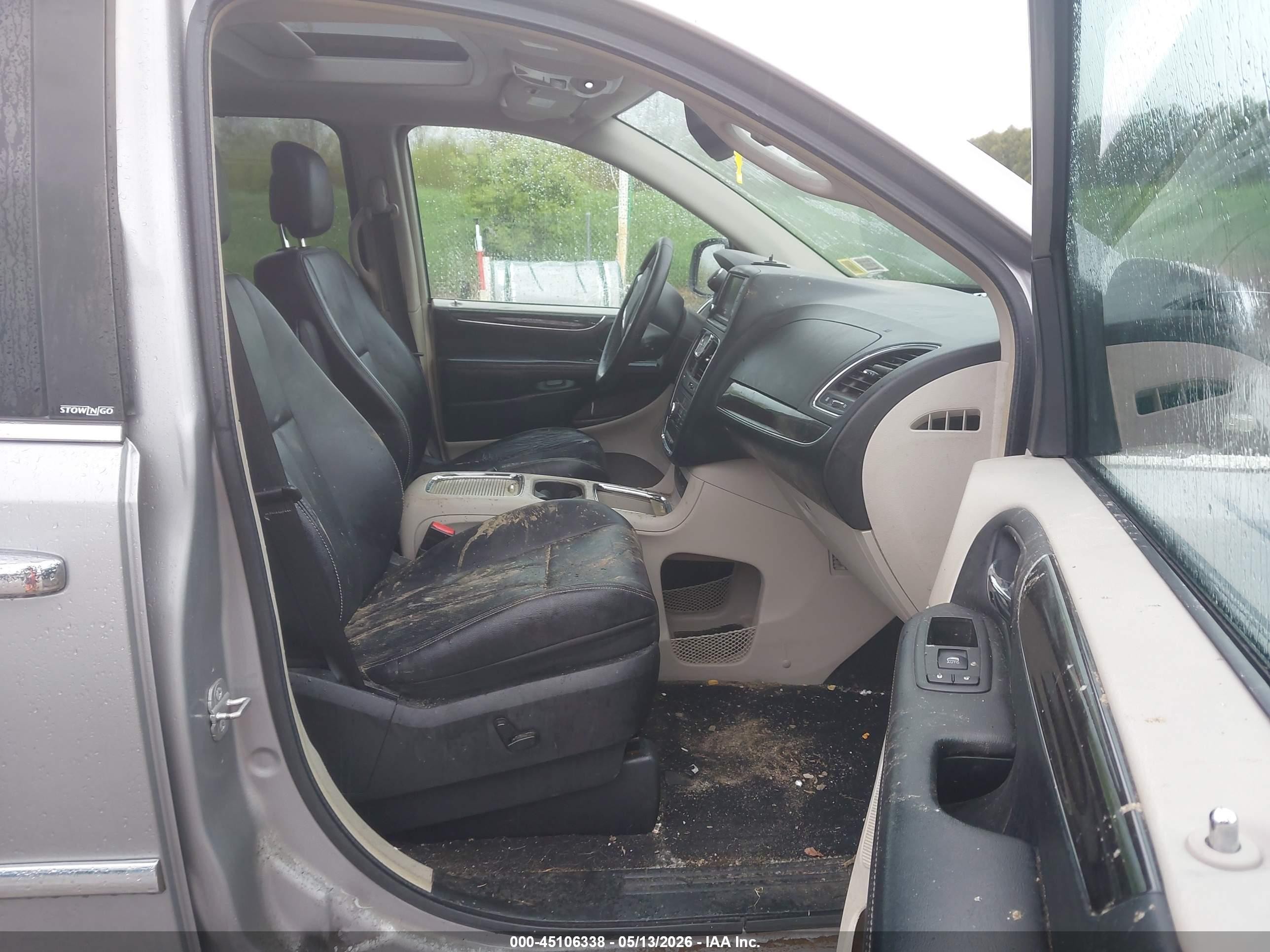 2014 Chrysler Town & Country Touring-l Серебряный vin: 2C4RC1CG0ER257265