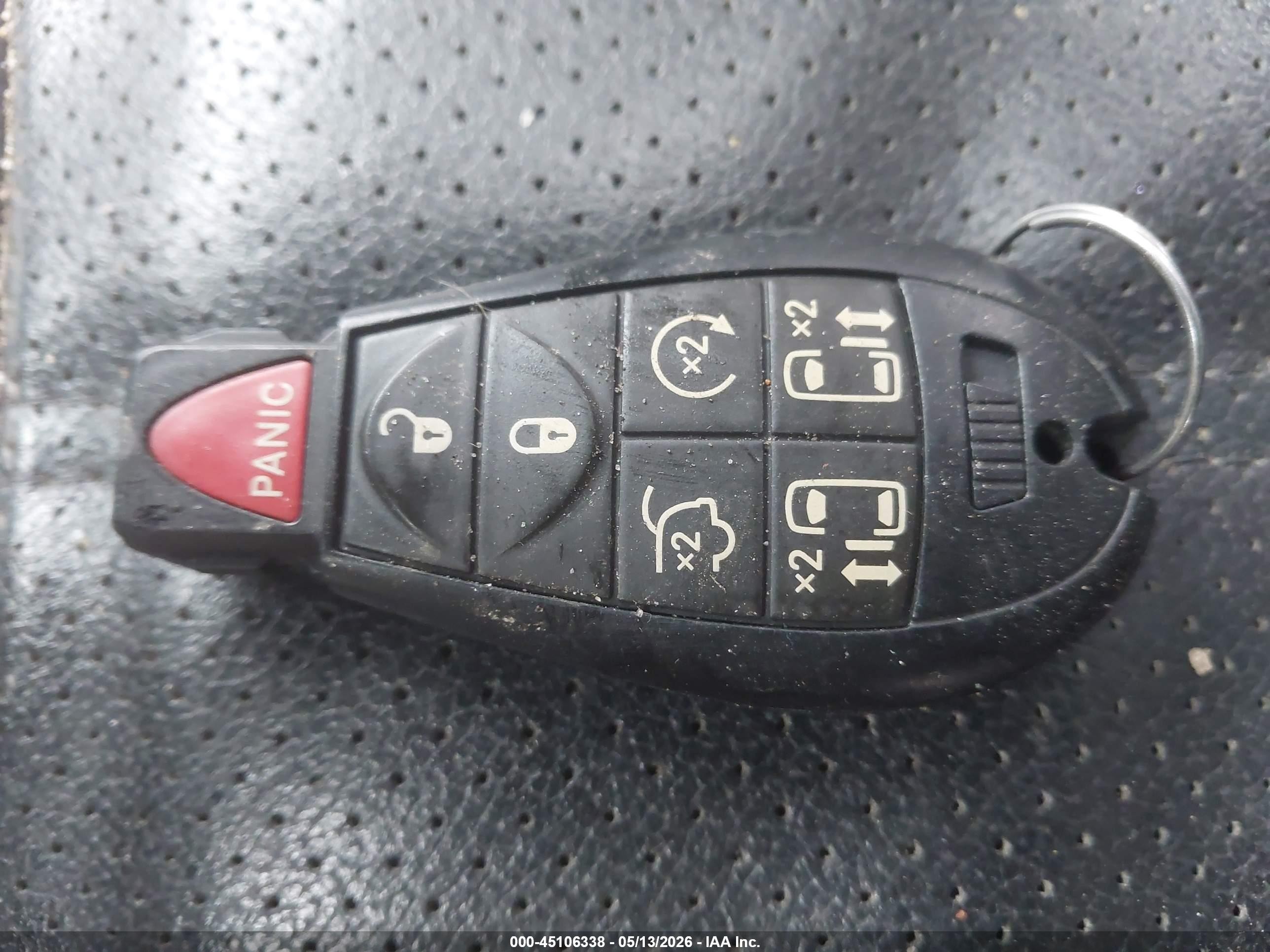 2014 Chrysler Town & Country Touring-l Серебряный vin: 2C4RC1CG0ER257265