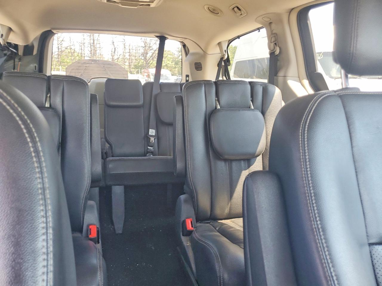 2014 Chrysler Town & Country Touring L Blue vin: 2C4RC1CG0ER304424