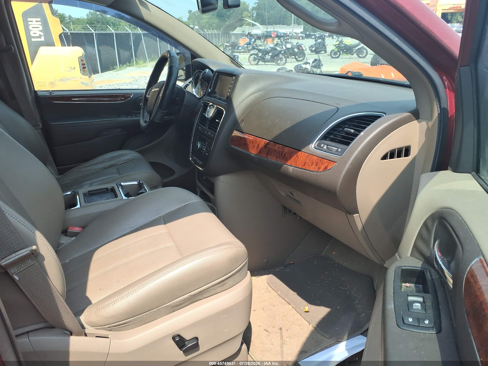 2014 Chrysler Town & Country Touring-l Красный vin: 2C4RC1CG0ER332871