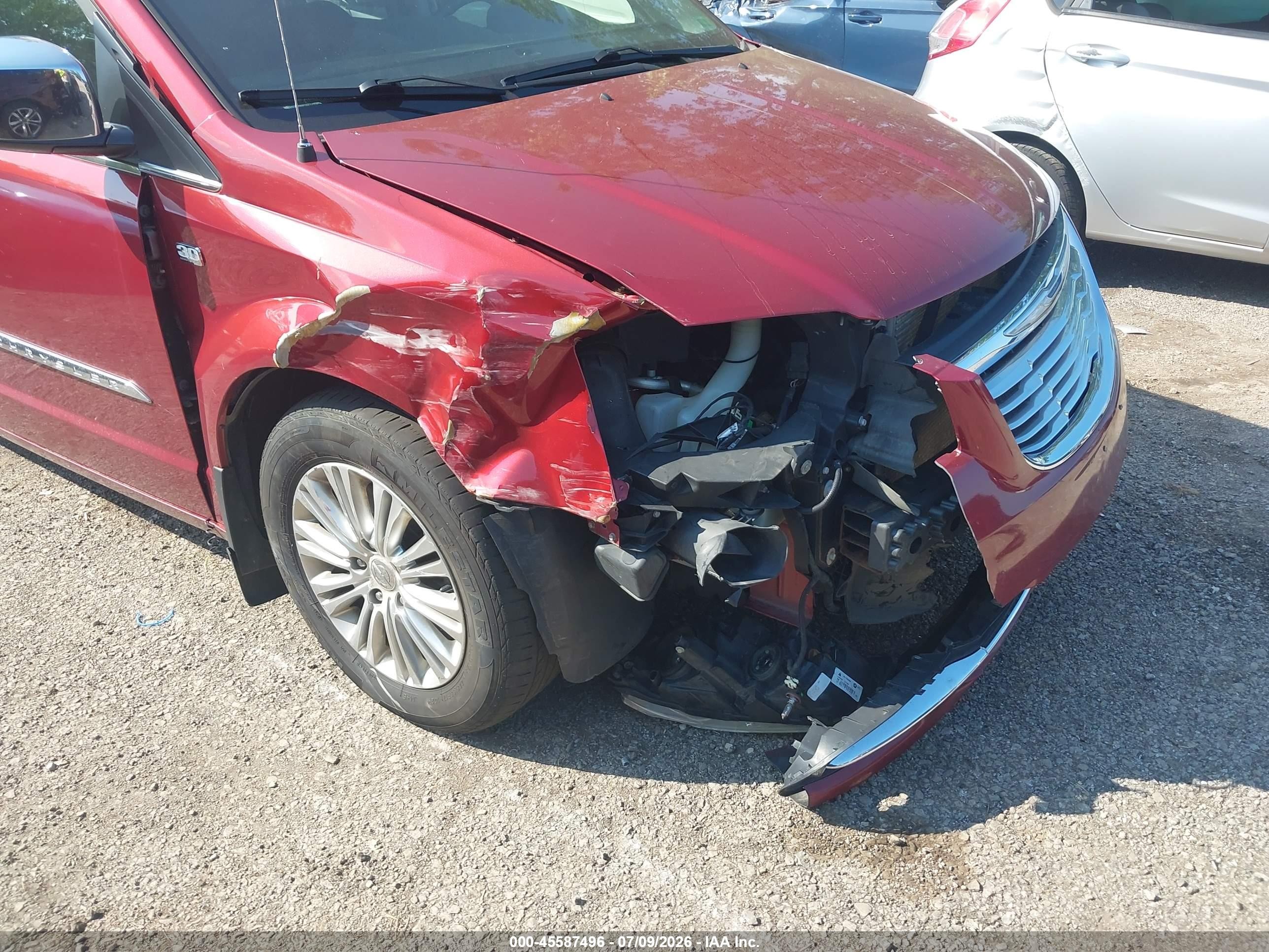 2014 Chrysler Town & Country Touring-l 30th Anniversary Burgundy vin: 2C4RC1CG0ER363957