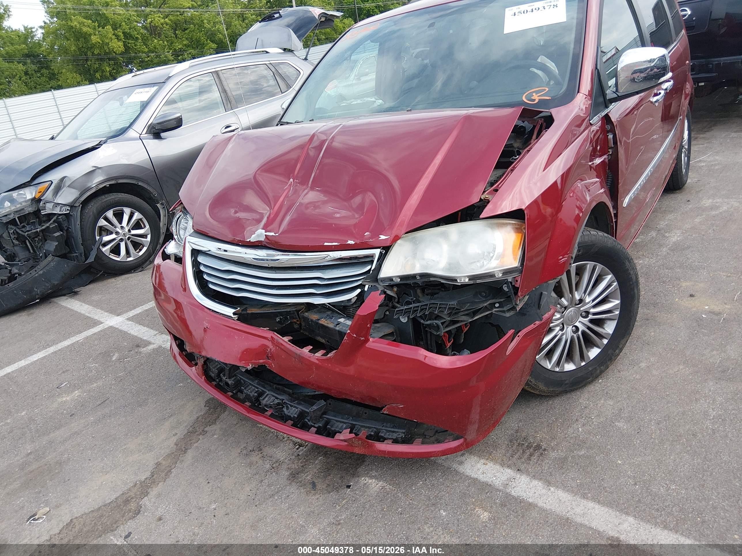 2014 Chrysler Town & Country Touring-l Red vin: 2C4RC1CG0ER367927