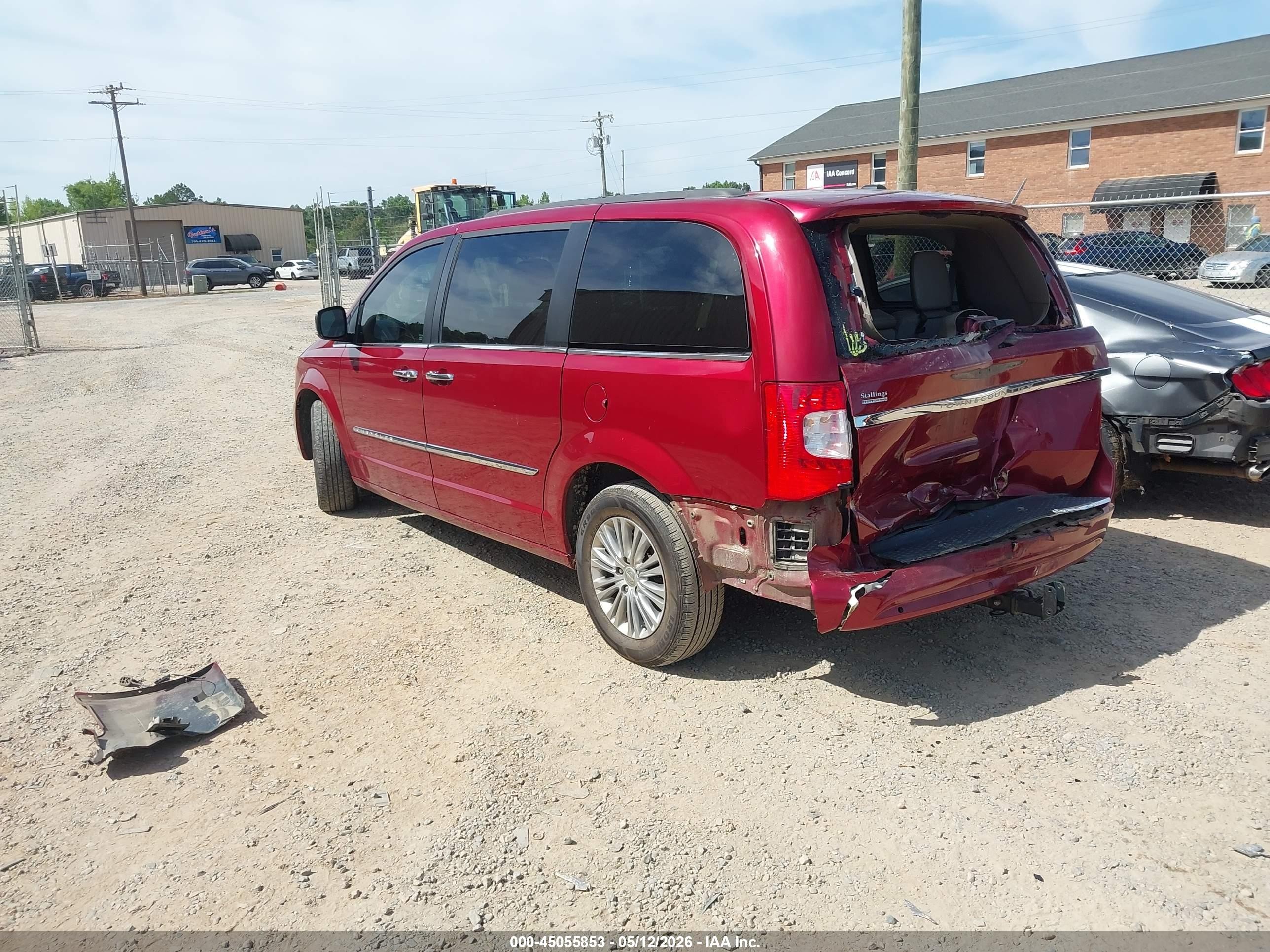2015 Chrysler Town & Country Touring-l Burgundy vin: 2C4RC1CG0FR546261
