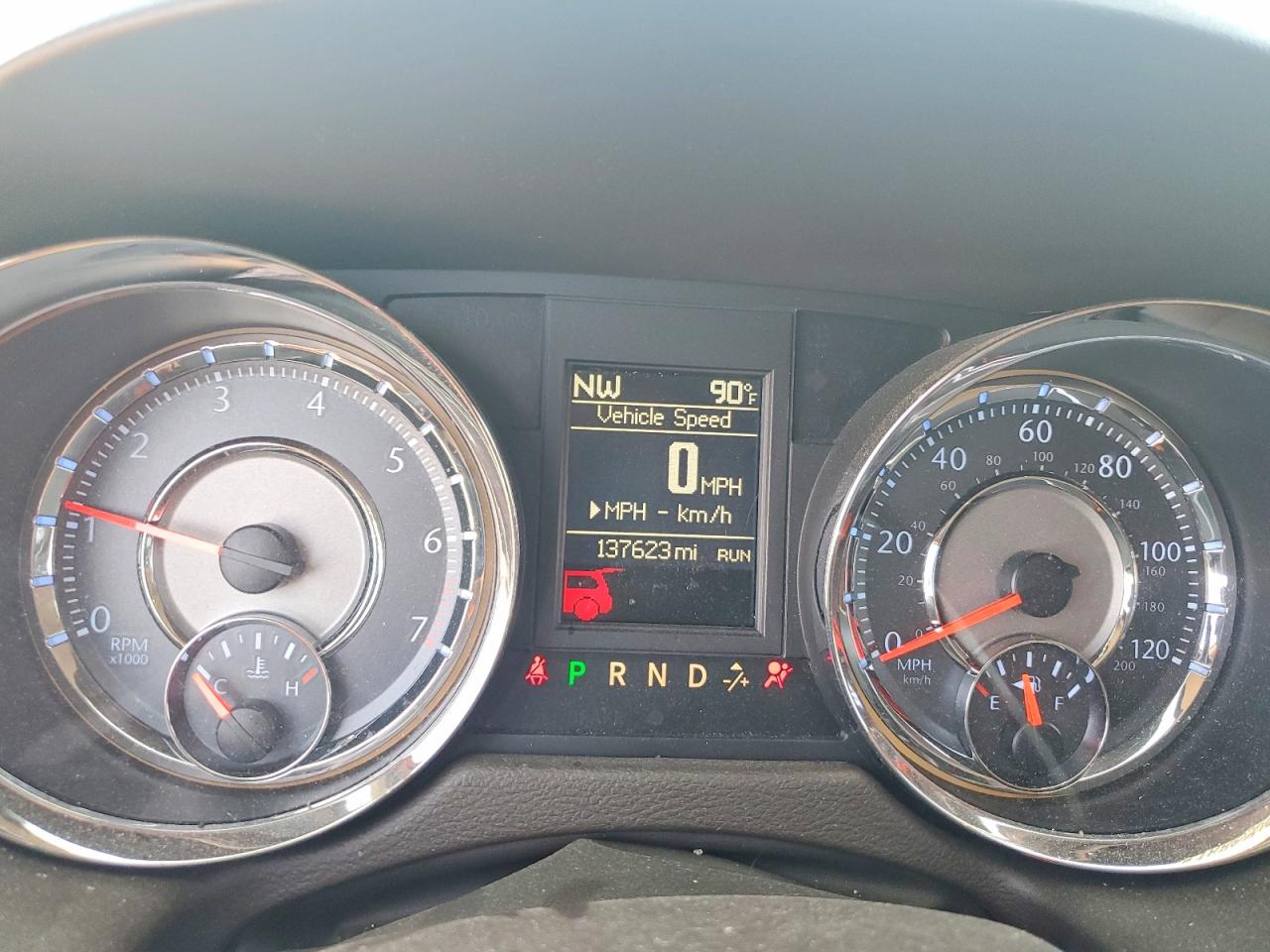 2015 Chrysler Town & Country Touring L White vin: 2C4RC1CG0FR609875