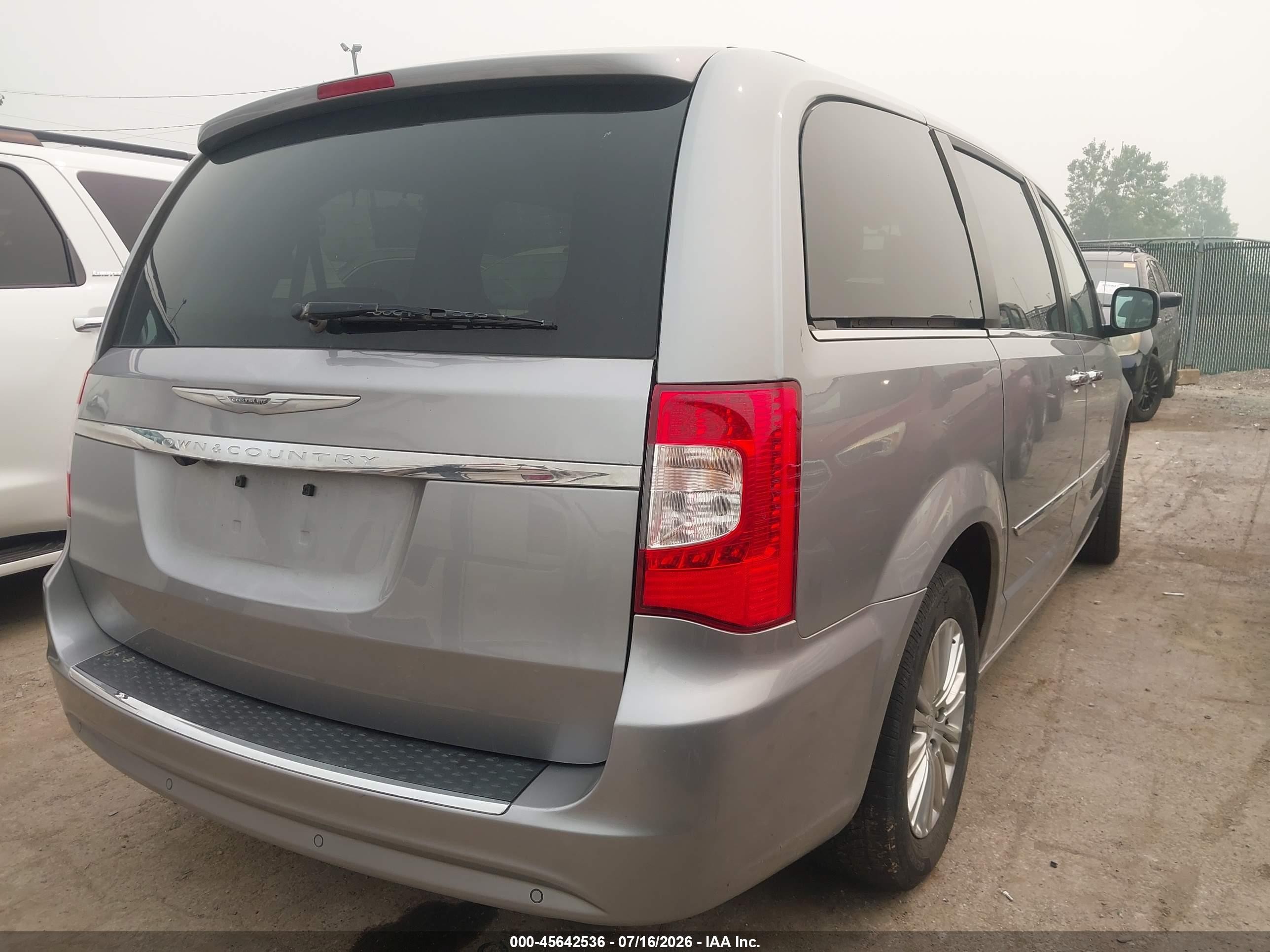 2015 Chrysler Town & Country Touring-l Серый vin: 2C4RC1CG0FR610301