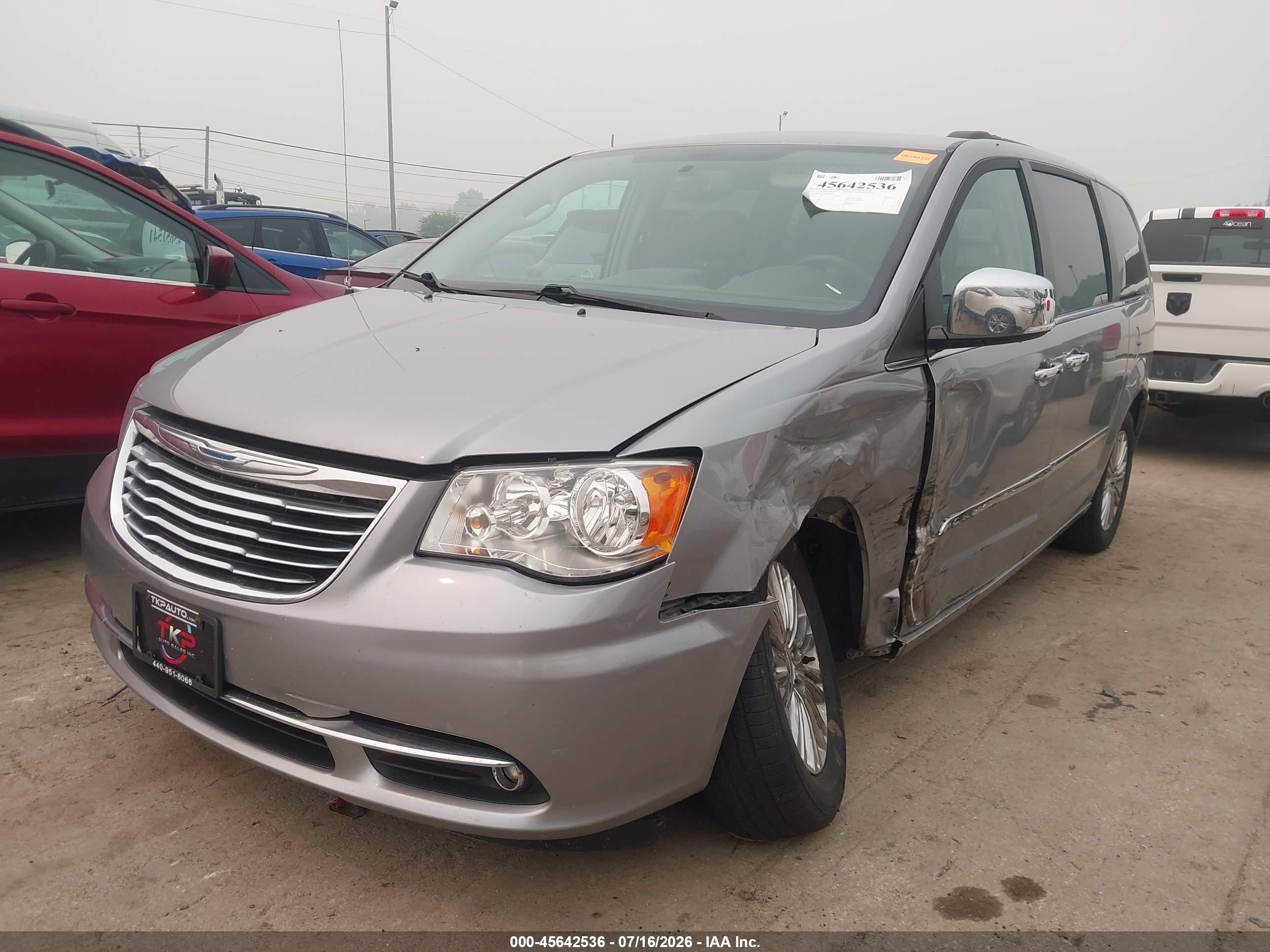 2015 Chrysler Town & Country Touring-l Серый vin: 2C4RC1CG0FR610301