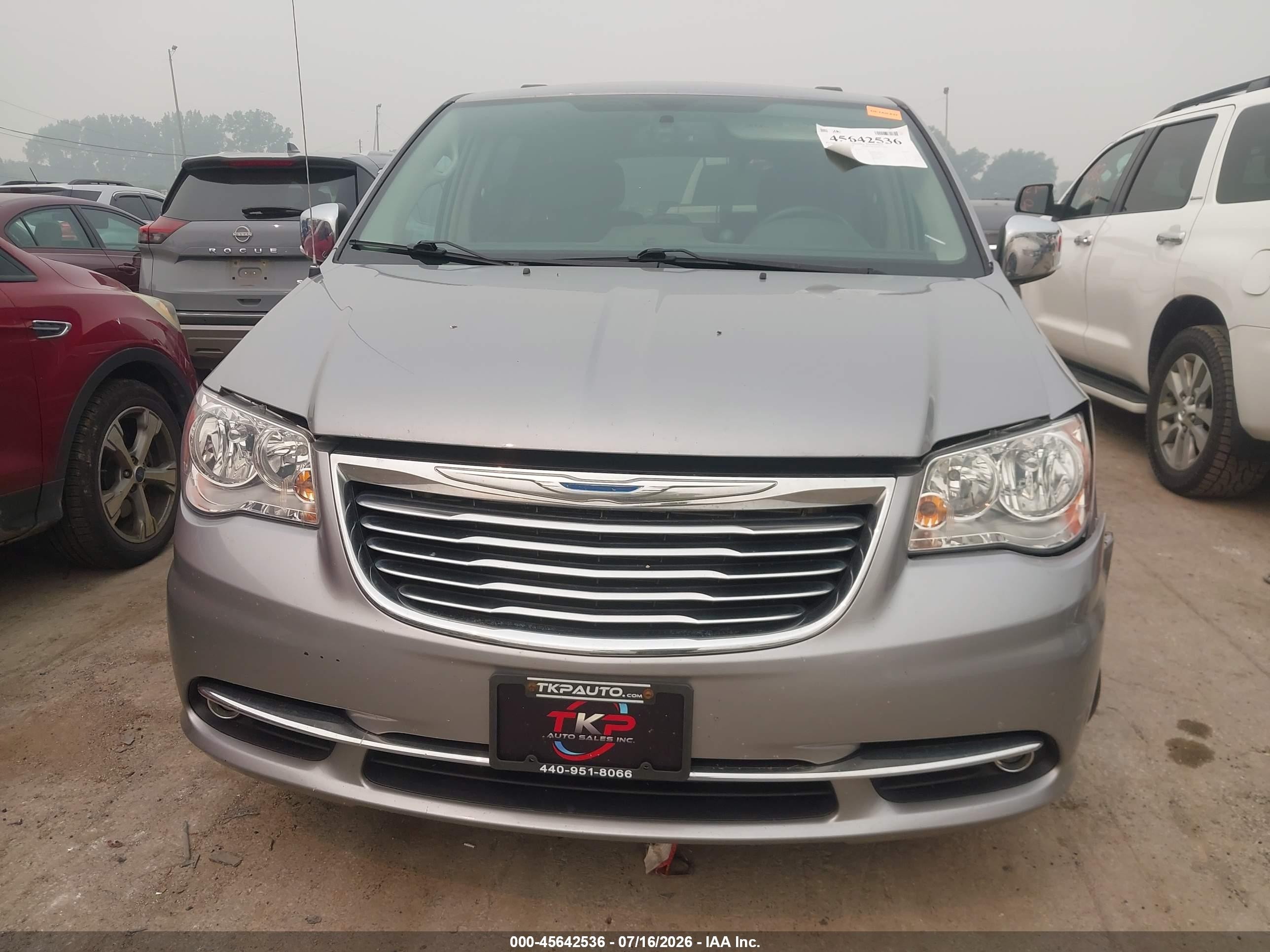 2015 Chrysler Town & Country Touring-l Серый vin: 2C4RC1CG0FR610301