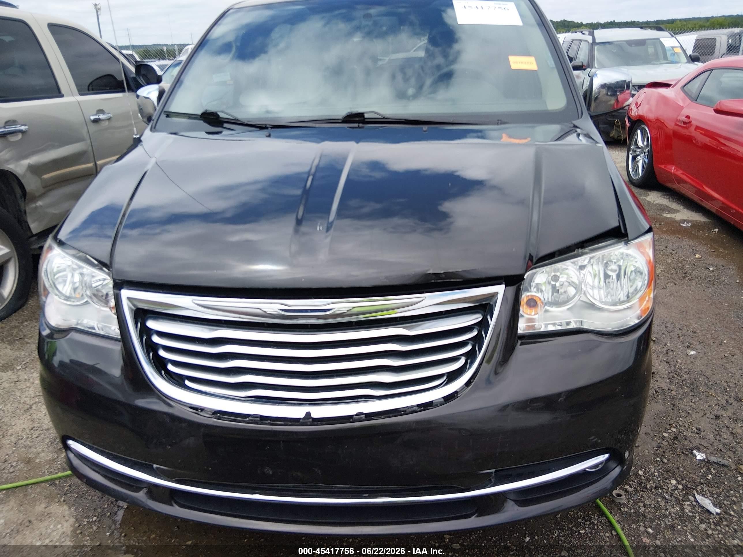 2015 Chrysler Town & Country Touring-l Dark Brown vin: 2C4RC1CG0FR656887