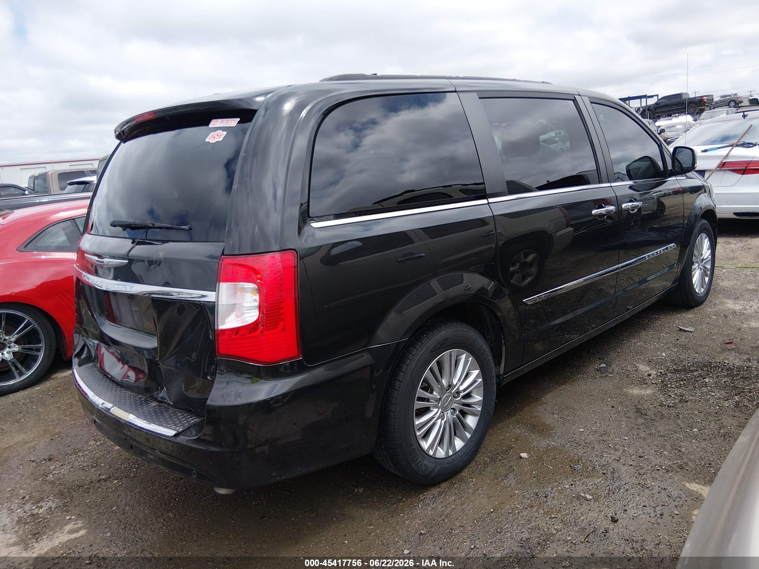 2015 Chrysler Town & Country Touring-l Dark Brown vin: 2C4RC1CG0FR656887