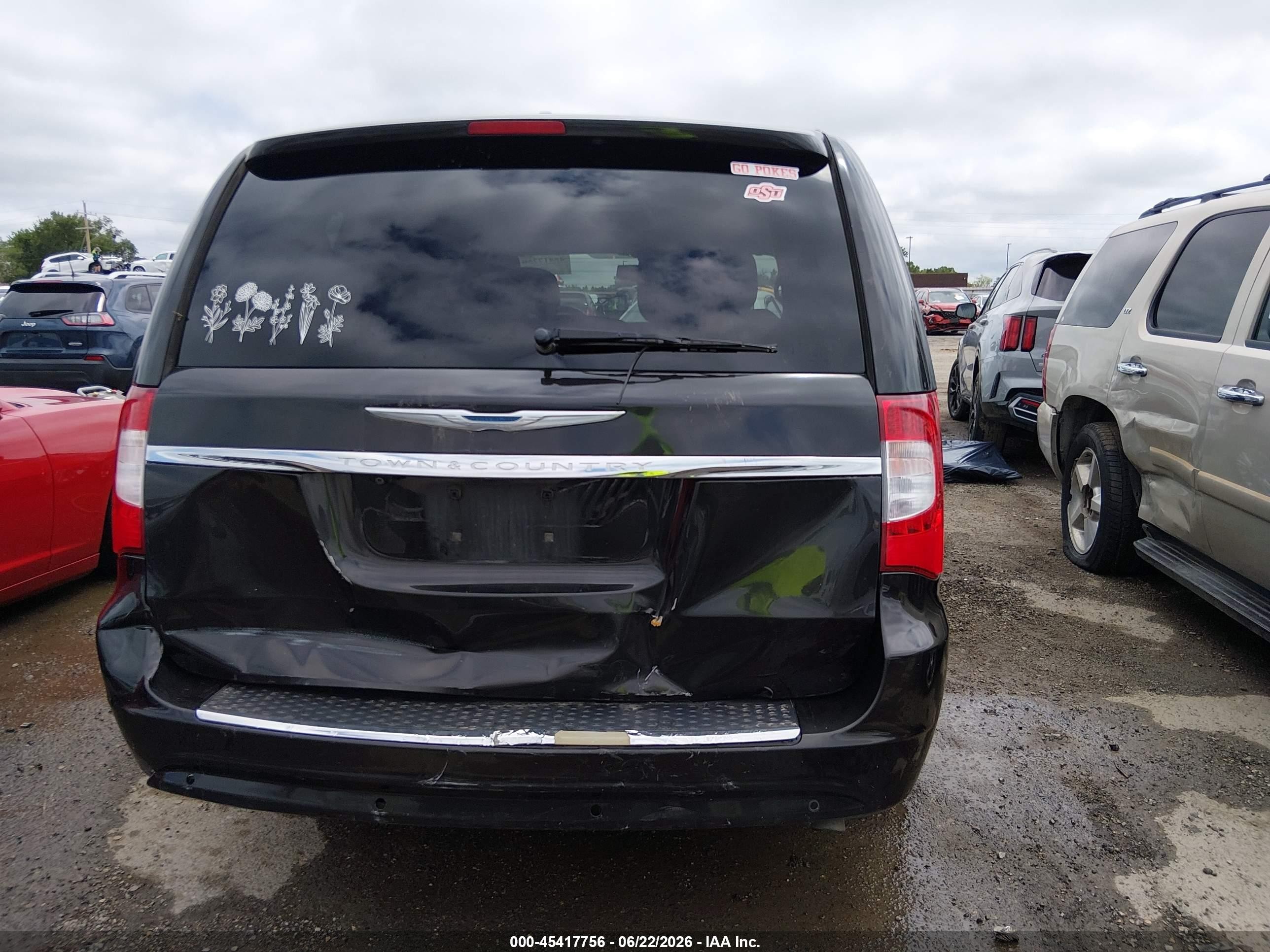 2015 Chrysler Town & Country Touring-l Dark Brown vin: 2C4RC1CG0FR656887