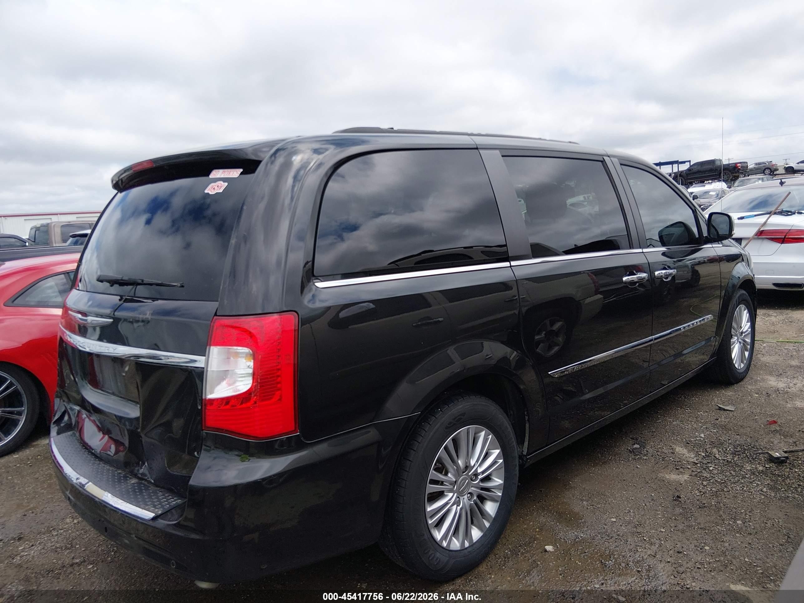 2015 Chrysler Town & Country Touring-l Dark Brown vin: 2C4RC1CG0FR656887