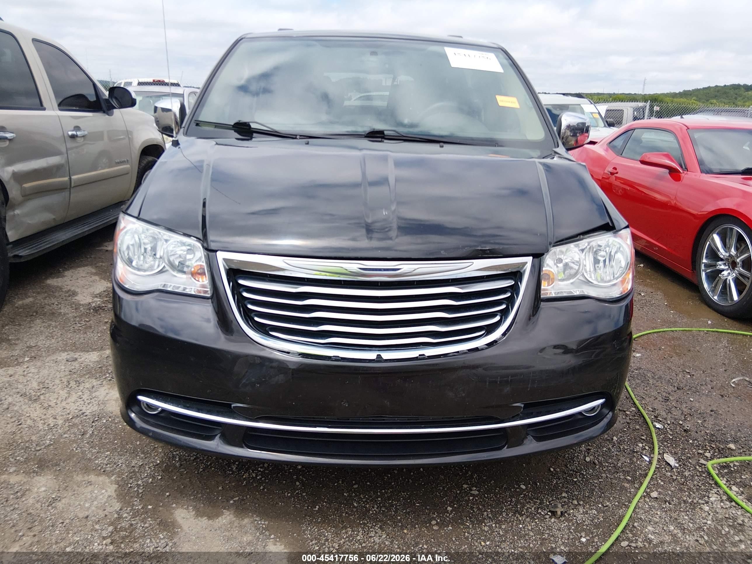 2015 Chrysler Town & Country Touring-l Dark Brown vin: 2C4RC1CG0FR656887