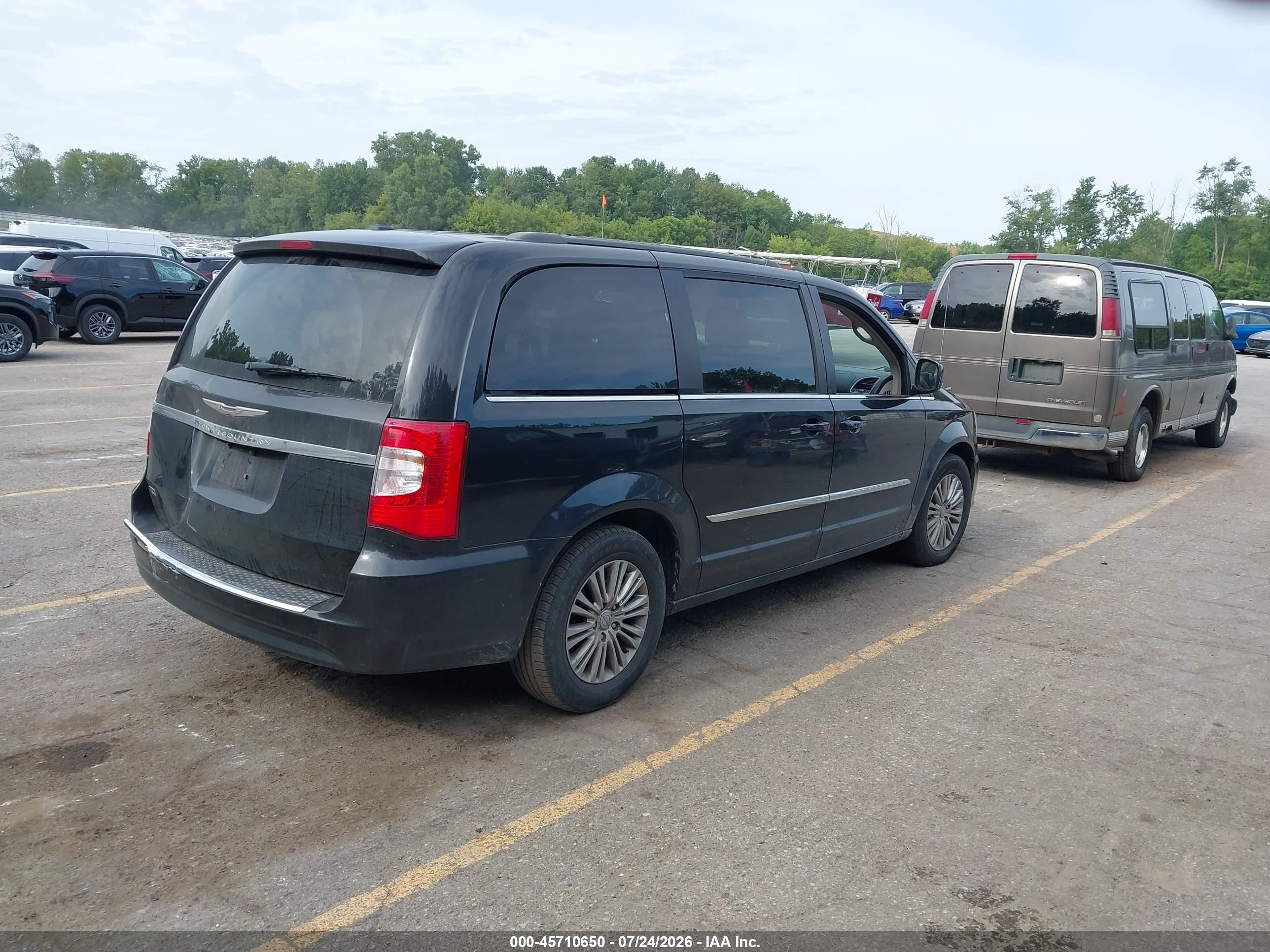 2015 Chrysler Town & Country Touring-l Black vin: 2C4RC1CG0FR697102