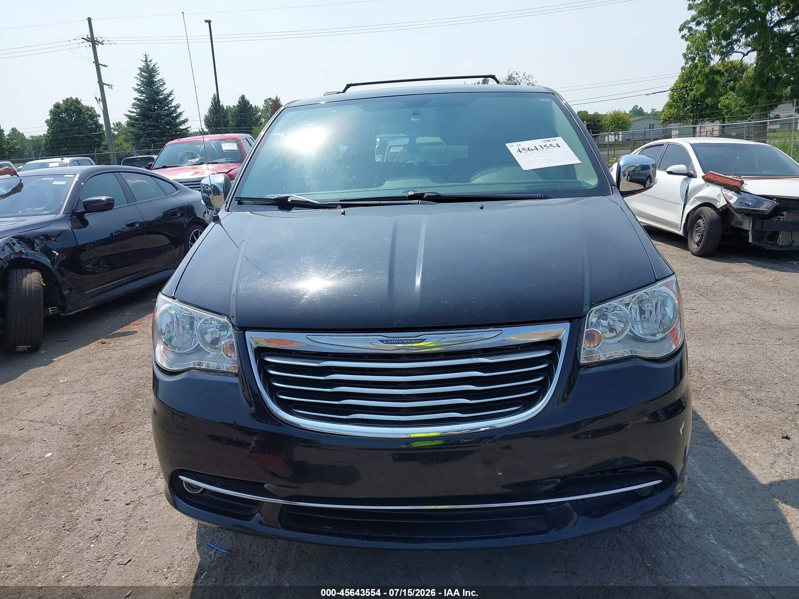 2015 Chrysler Town & Country Touring-l Black vin: 2C4RC1CG0FR697309
