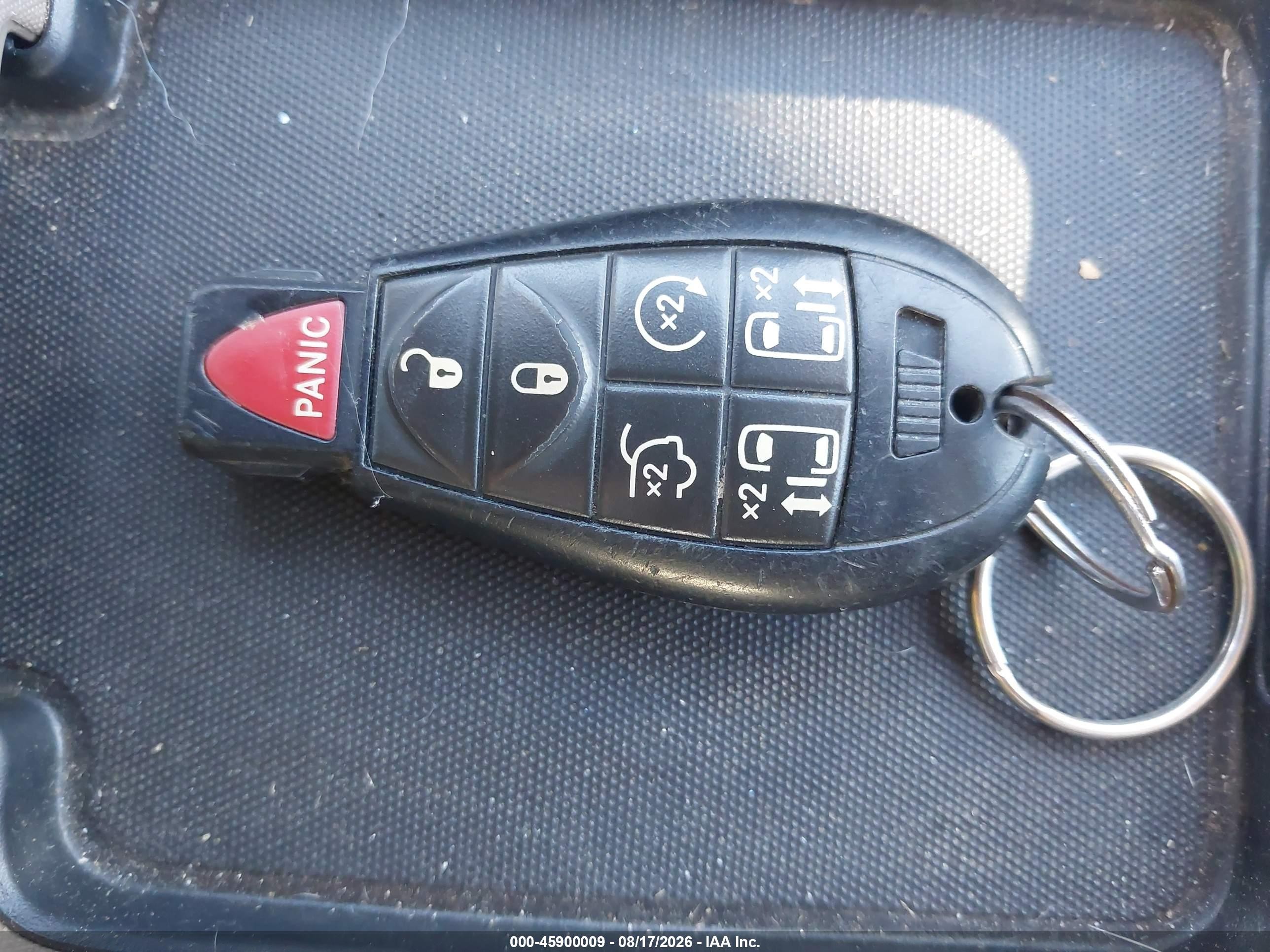 2012 Chrysler Town & Country Touring-l Red vin: 2C4RC1CG1CR229147