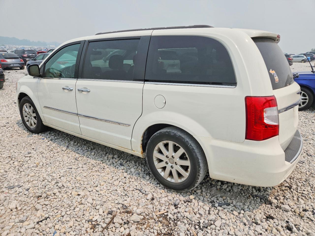 2012 Chrysler Town & Country Touring L Белый vin: 2C4RC1CG1CR301447