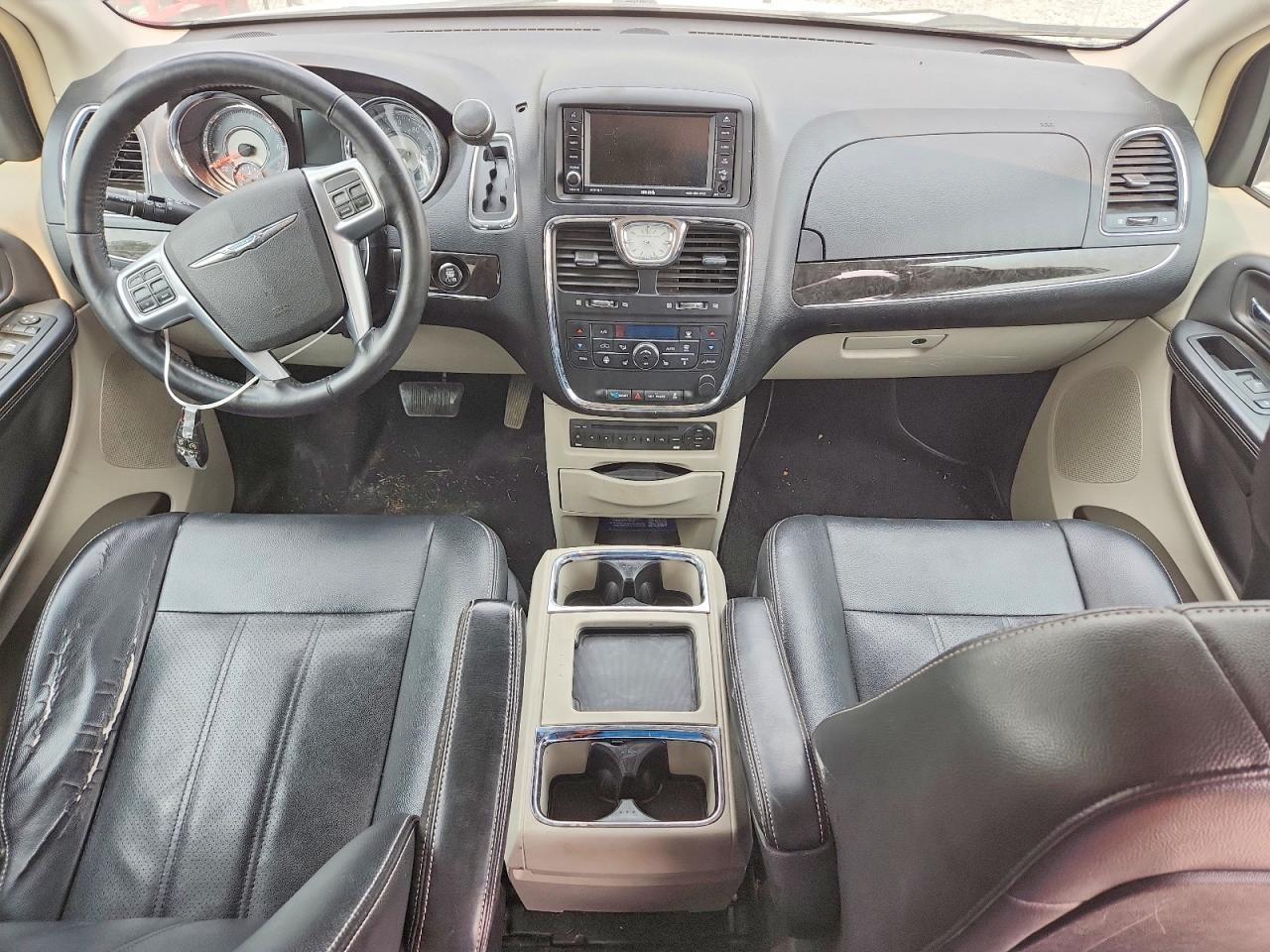 2012 Chrysler Town & Country Touring L Белый vin: 2C4RC1CG1CR301447