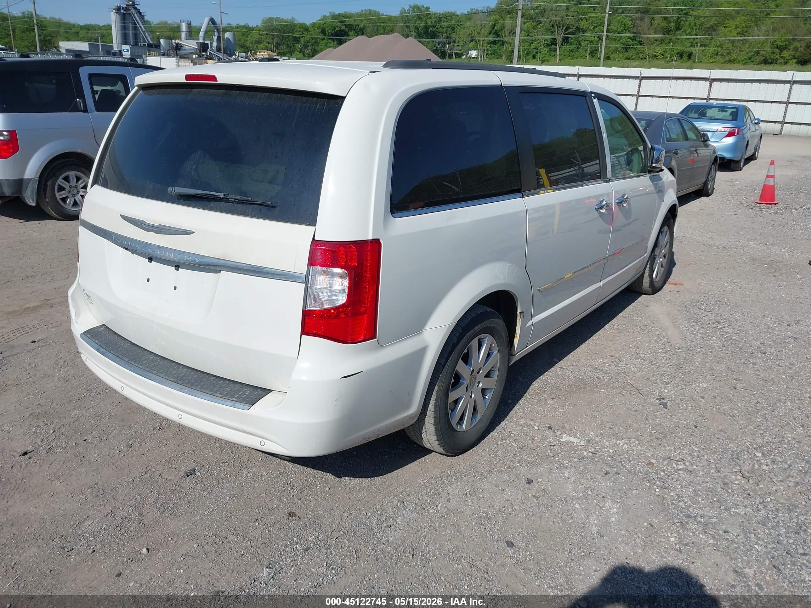 2012 Chrysler Town & Country Touring-l Белый vin: 2C4RC1CG1CR326834
