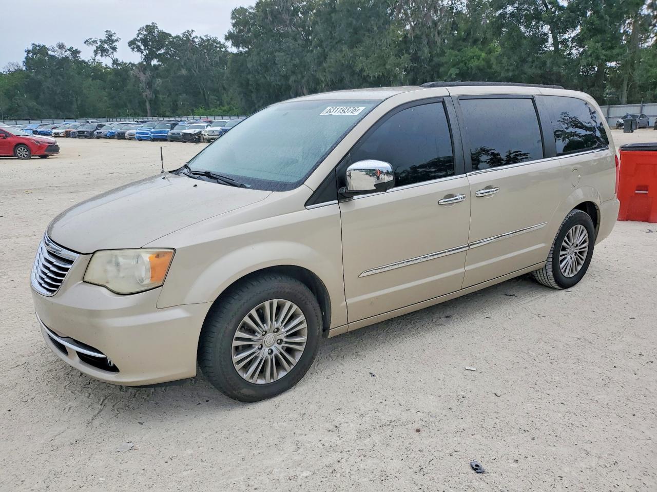 2013 Chrysler Town & Country Touring L Золотой vin: 2C4RC1CG1DR534536