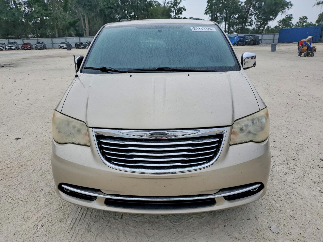 2013 Chrysler Town & Country Touring L Gold vin: 2C4RC1CG1DR534536