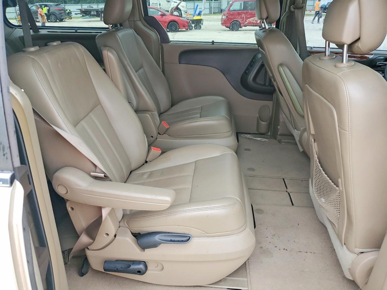 2013 Chrysler Town & Country Touring L Gold vin: 2C4RC1CG1DR534536