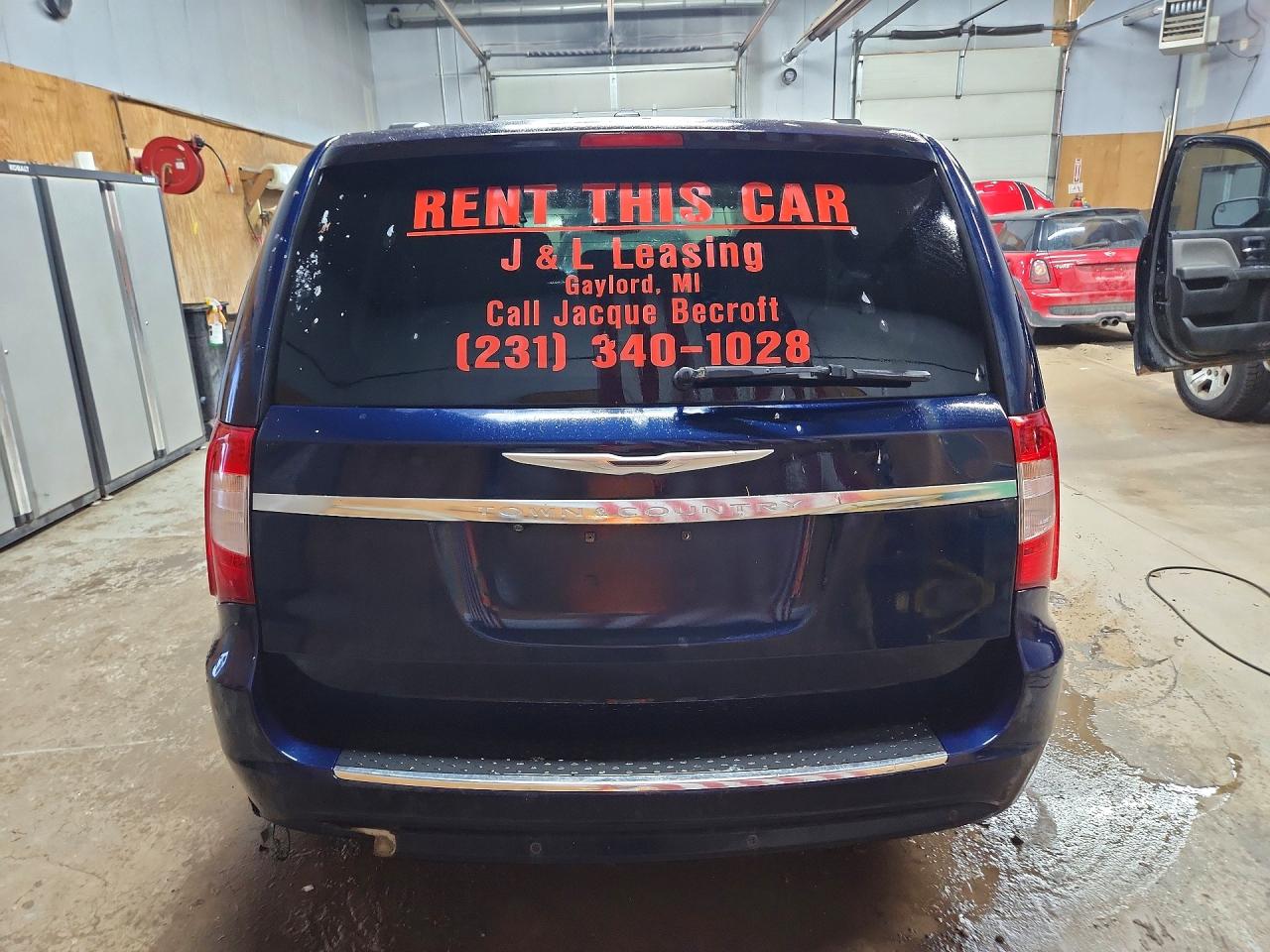 2013 Chrysler Town & Country Touring L Blue vin: 2C4RC1CG1DR589276