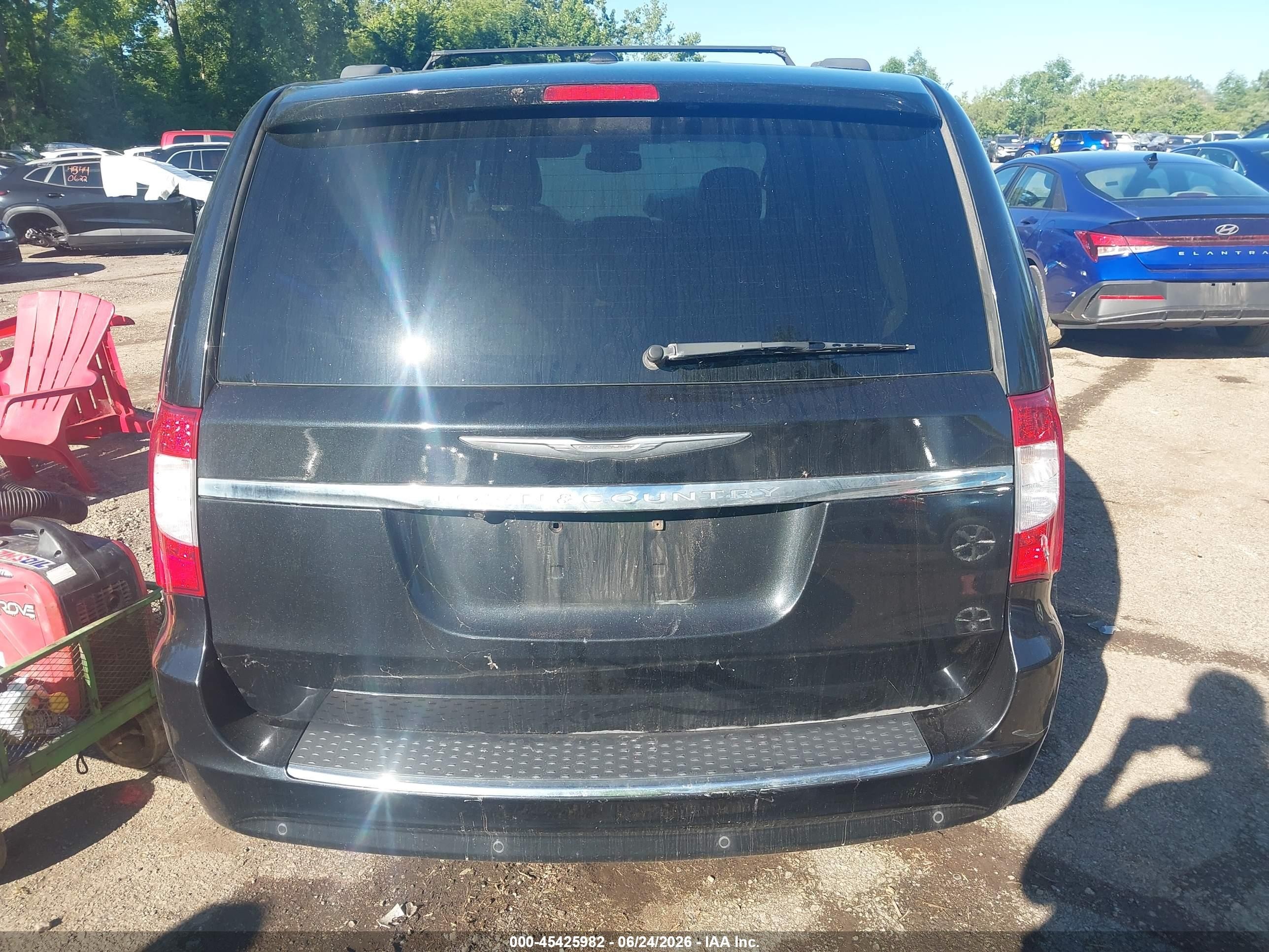 2013 Chrysler Town & Country Touring-l Black vin: 2C4RC1CG1DR641750