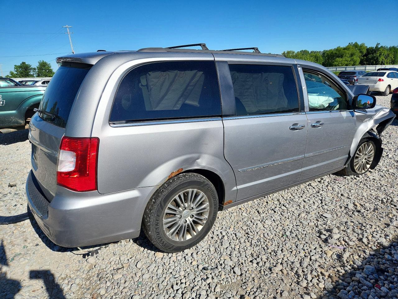 2013 Chrysler Town & Country Touring L Silver vin: 2C4RC1CG1DR646463
