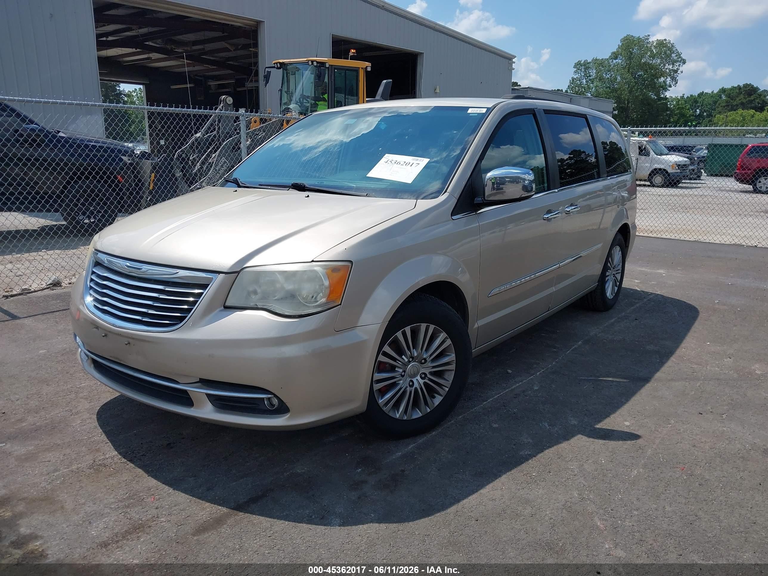 2013 Chrysler Town & Country Touring-l Gold vin: 2C4RC1CG1DR663215