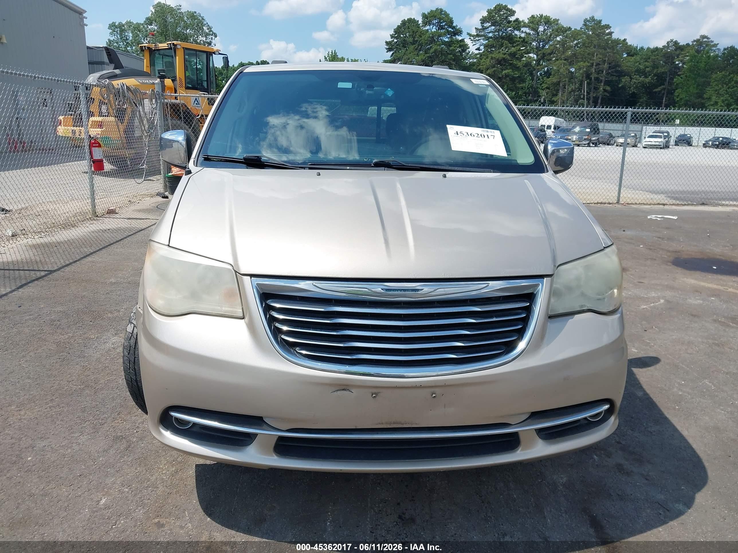 2013 Chrysler Town & Country Touring-l Gold vin: 2C4RC1CG1DR663215