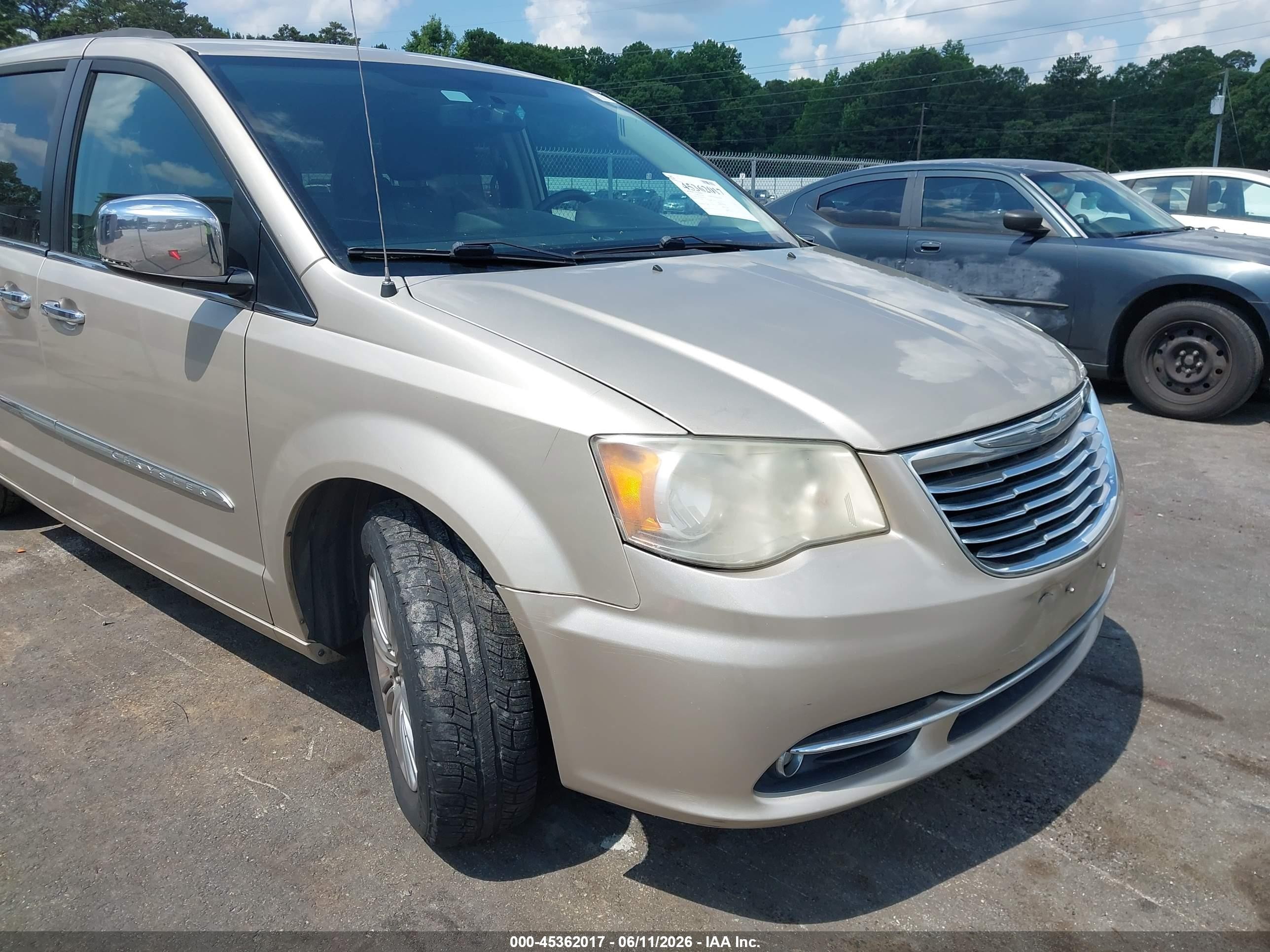 2013 Chrysler Town & Country Touring-l Gold vin: 2C4RC1CG1DR663215