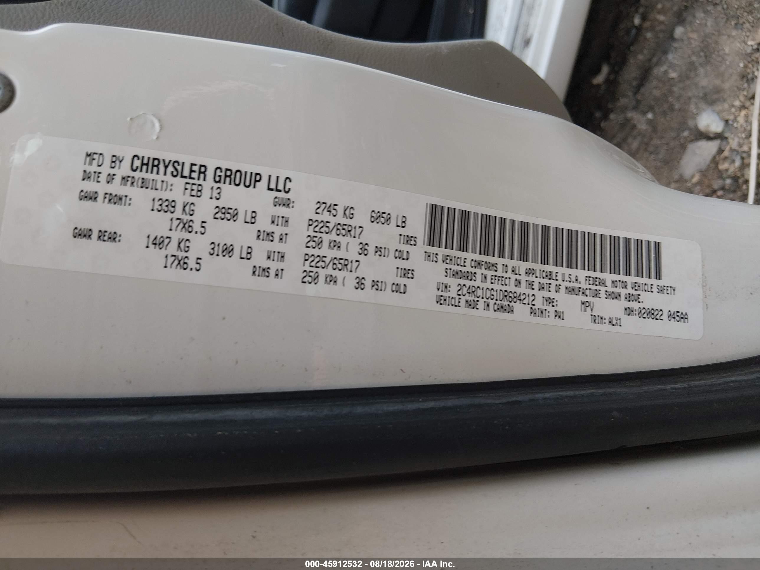 2013 Chrysler Town & Country Touring-l White vin: 2C4RC1CG1DR684212