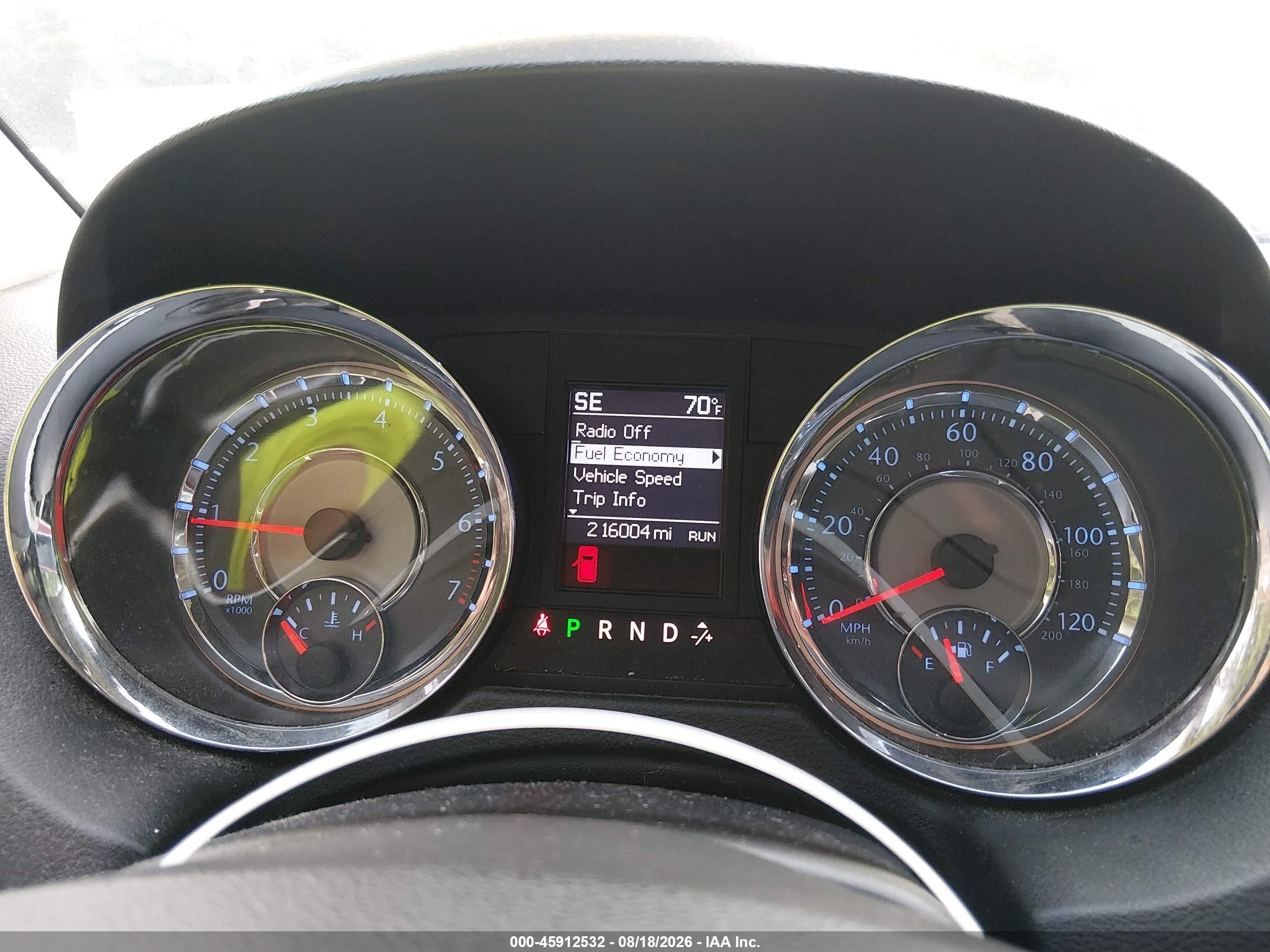2013 Chrysler Town & Country Touring-l White vin: 2C4RC1CG1DR684212