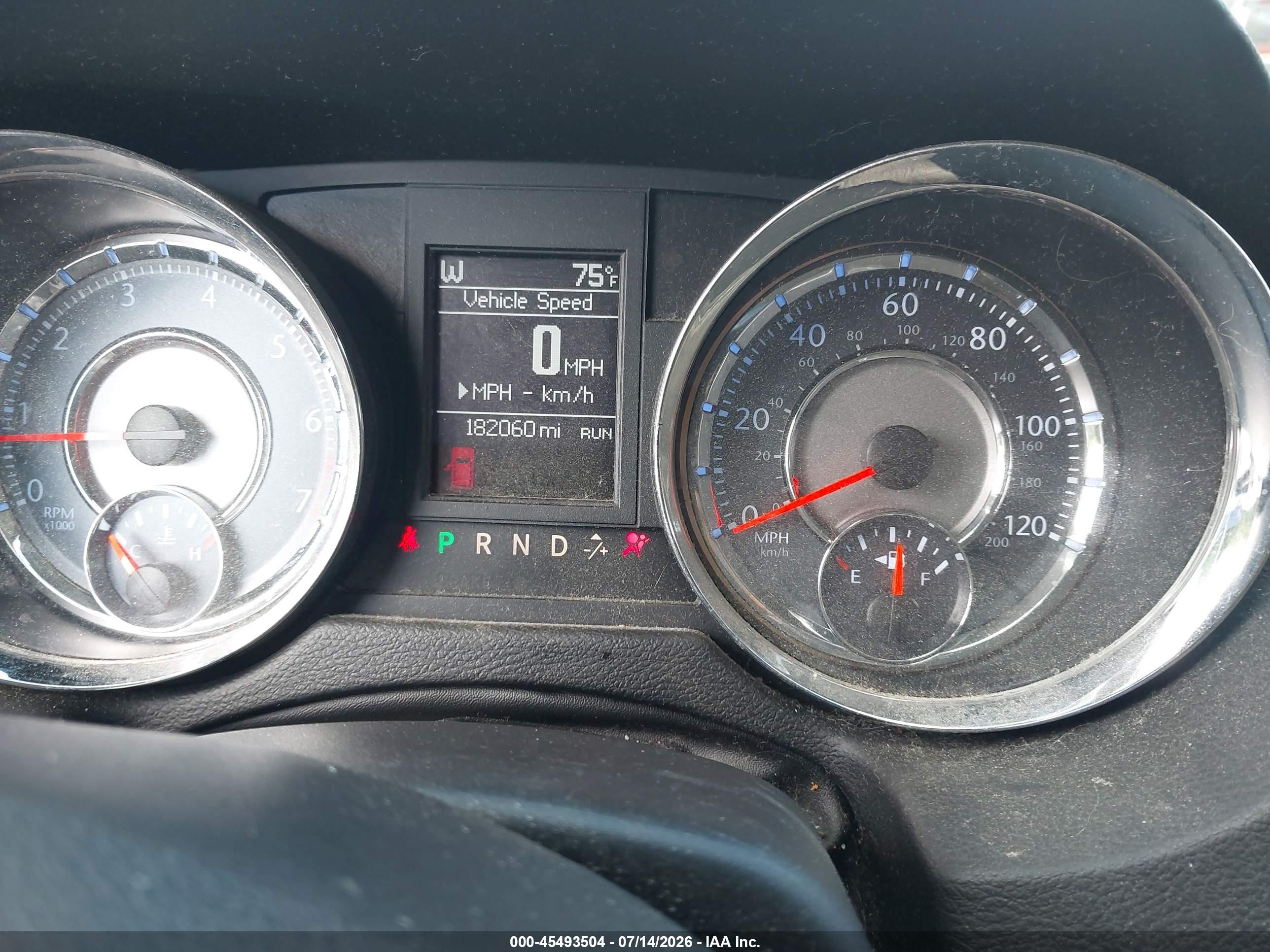 2013 Chrysler Town & Country Touring-l White vin: 2C4RC1CG1DR737538